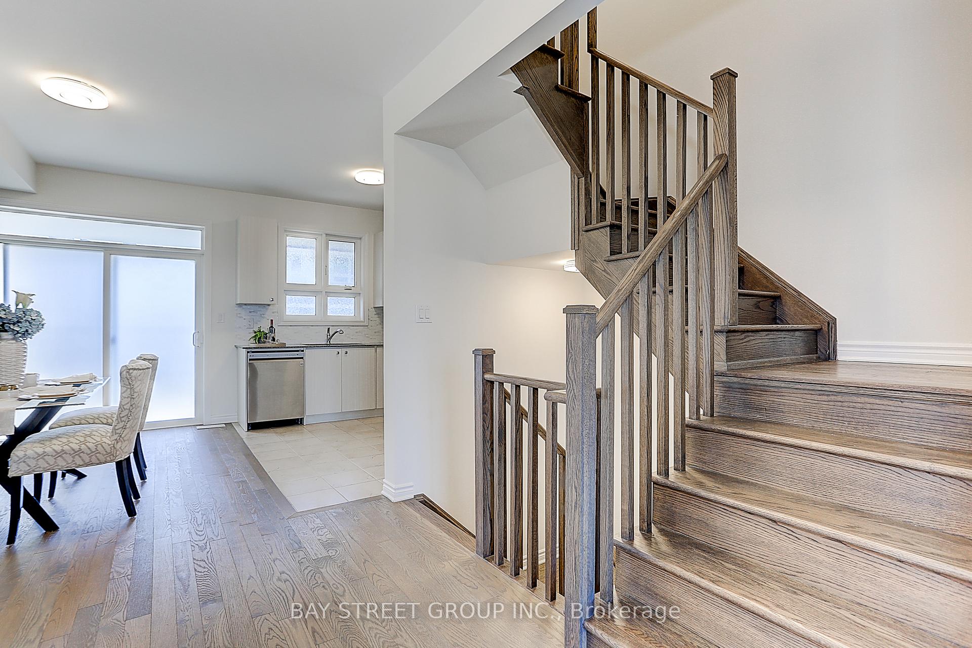 Photo 23 of 12 Chicago Lane, Markham, Wismer — HOMEH