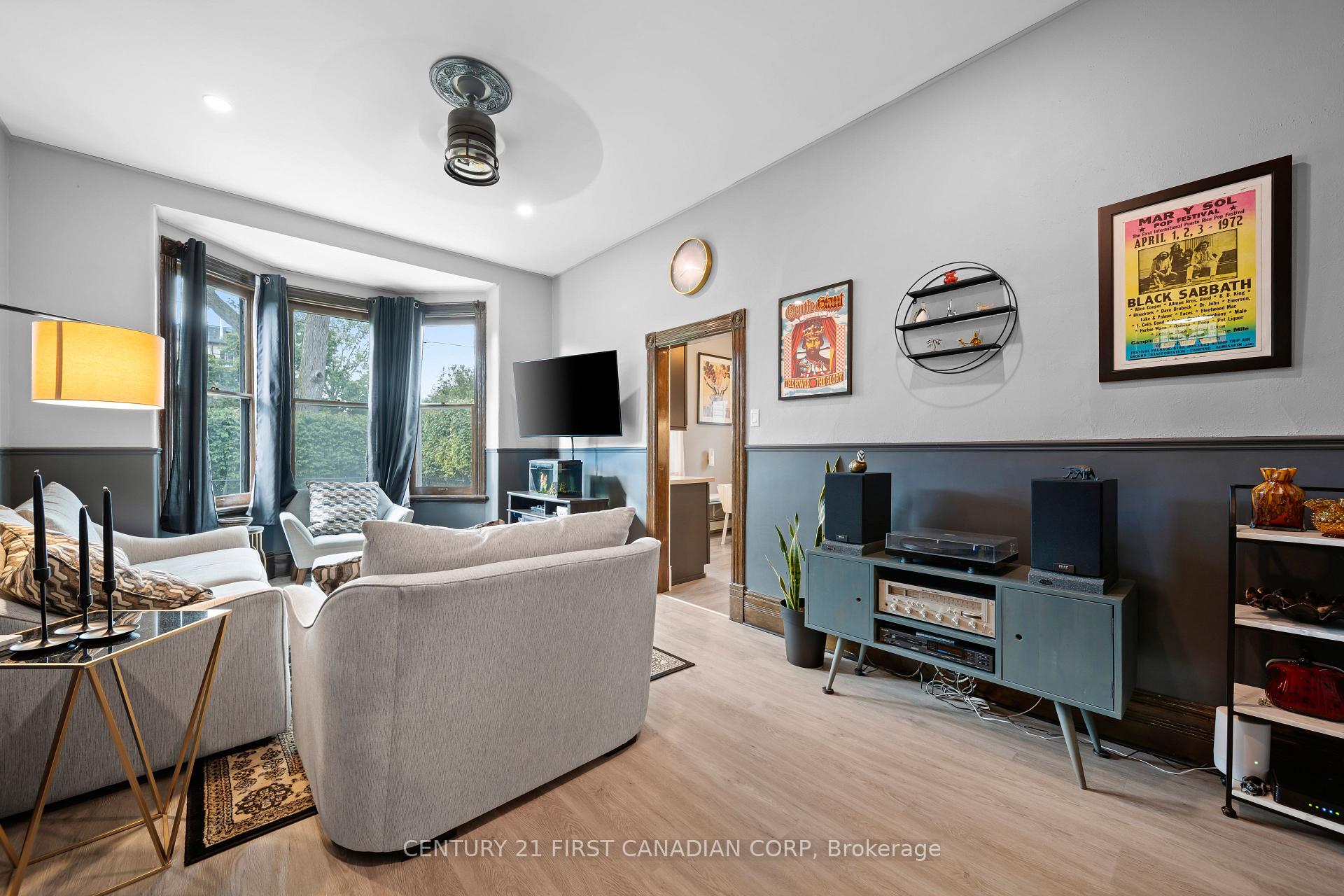 Photo 8 of 217 Waterloo Street, London, East K — HOMEH