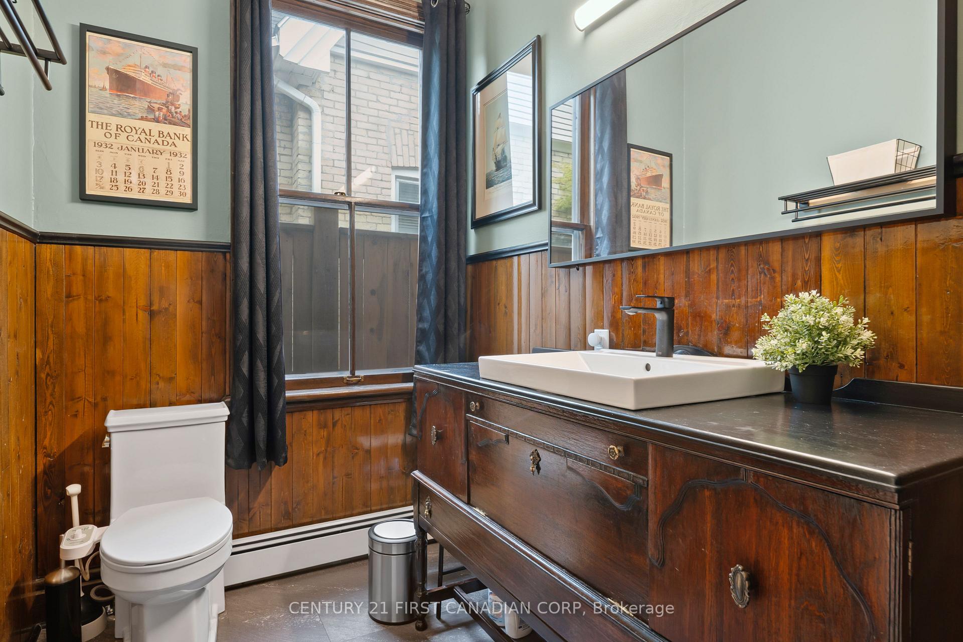 Photo 15 of 217 Waterloo Street, London, East K — HOMEH