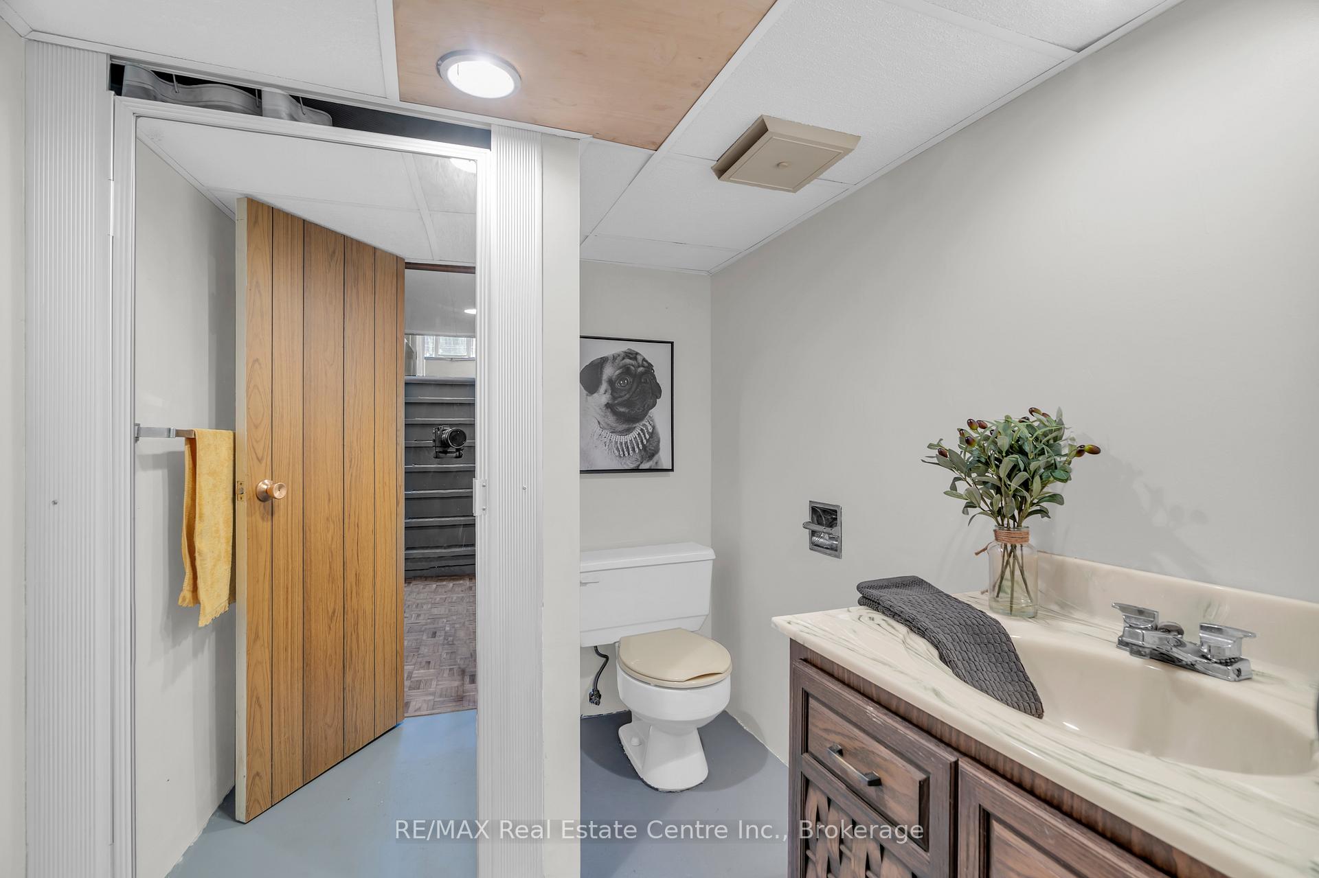 Photo 15 of 352 Vanier Drive, Kitchener — HOMEH