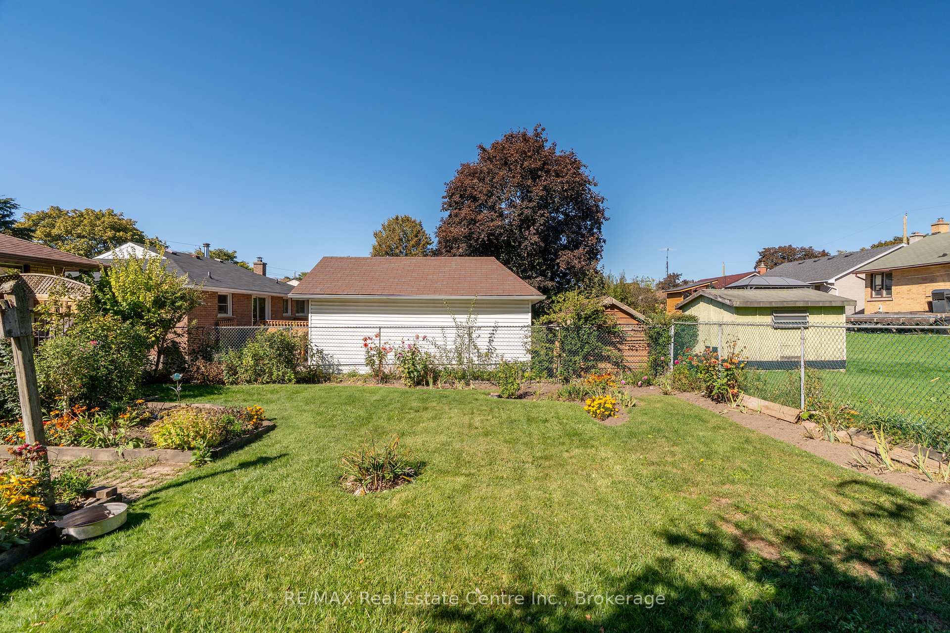 Photo 22 of 352 Vanier Drive, Kitchener — HOMEH