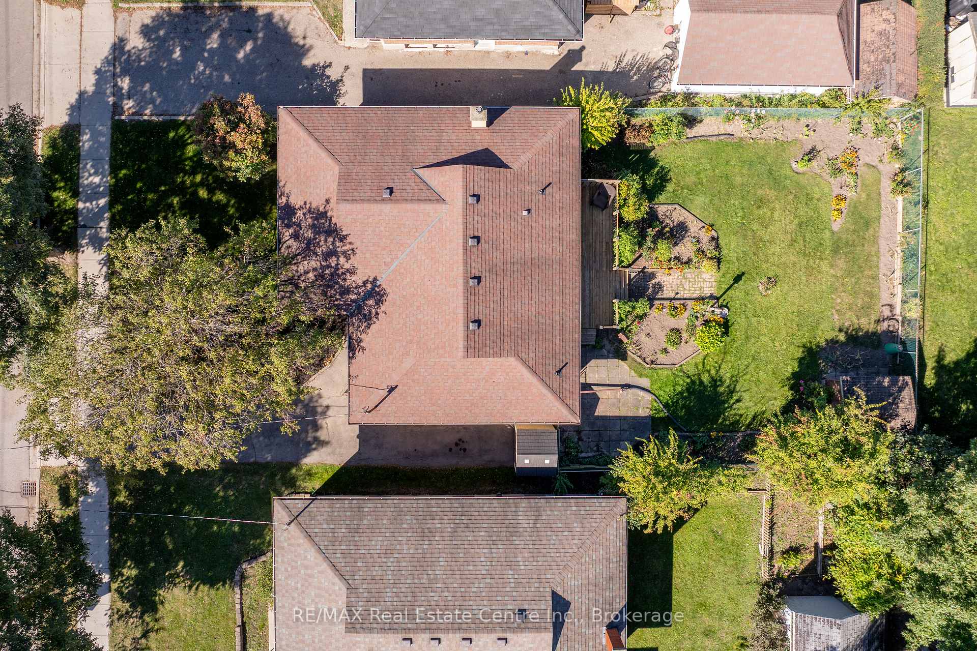 Photo 26 of 352 Vanier Drive, Kitchener — HOMEH
