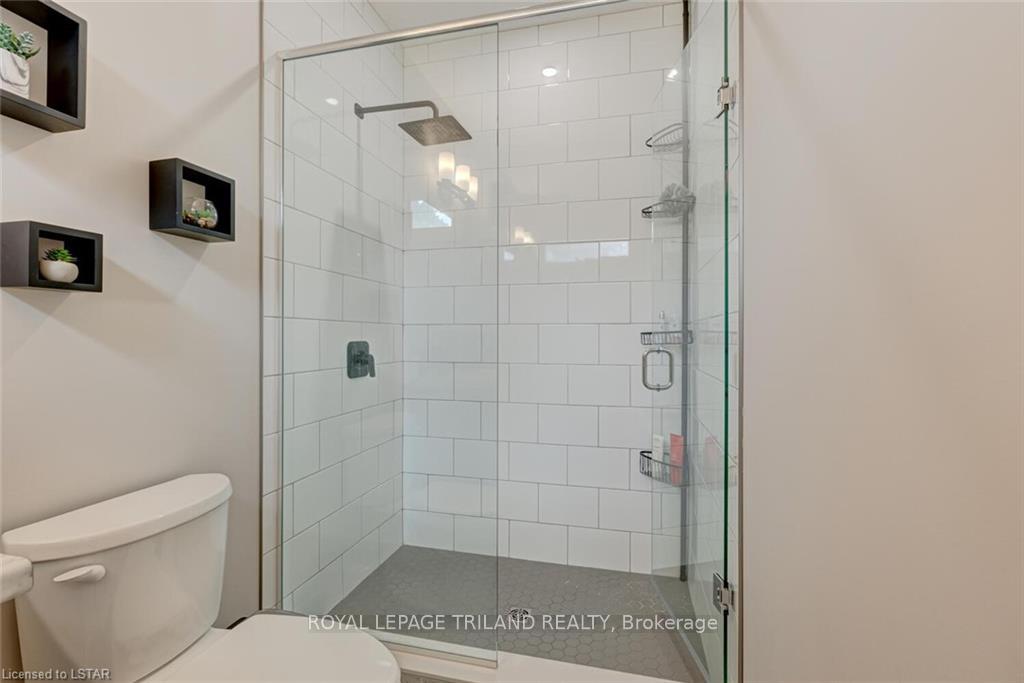 Photo 22 of 2129 Linkway Boulevard, London, South A — HOMEH