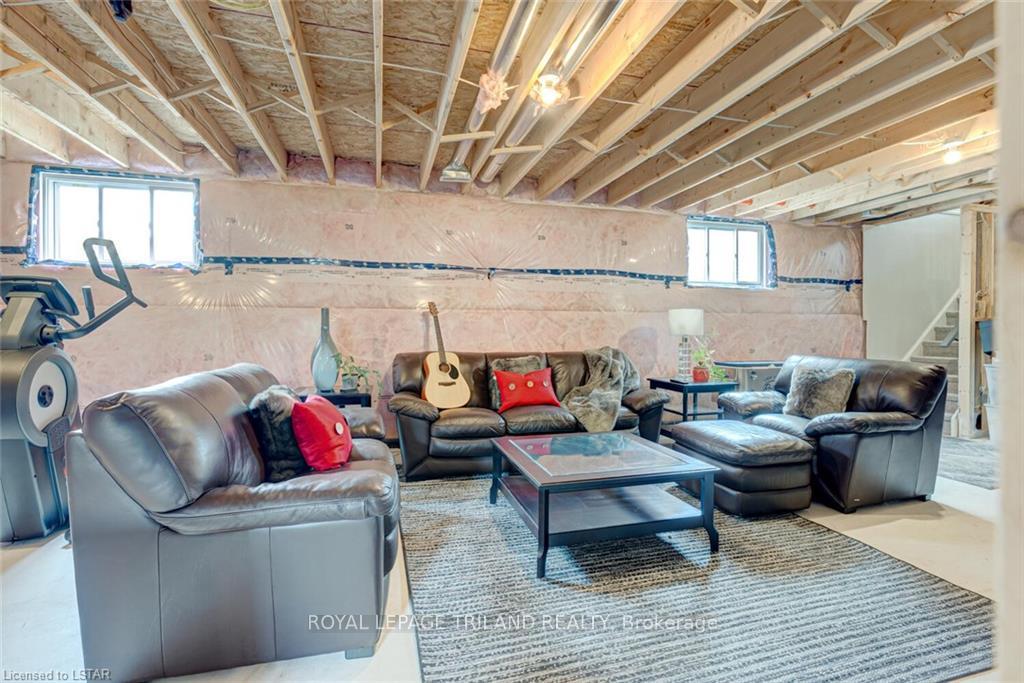 Photo 29 of 2129 Linkway Boulevard, London, South A — HOMEH