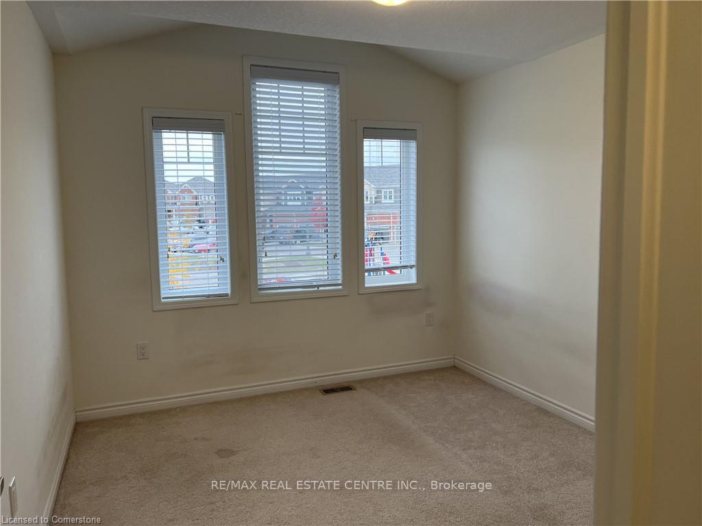 Photo 18 of 226 Waterbrook Lane N, Kitchener — HOMEH