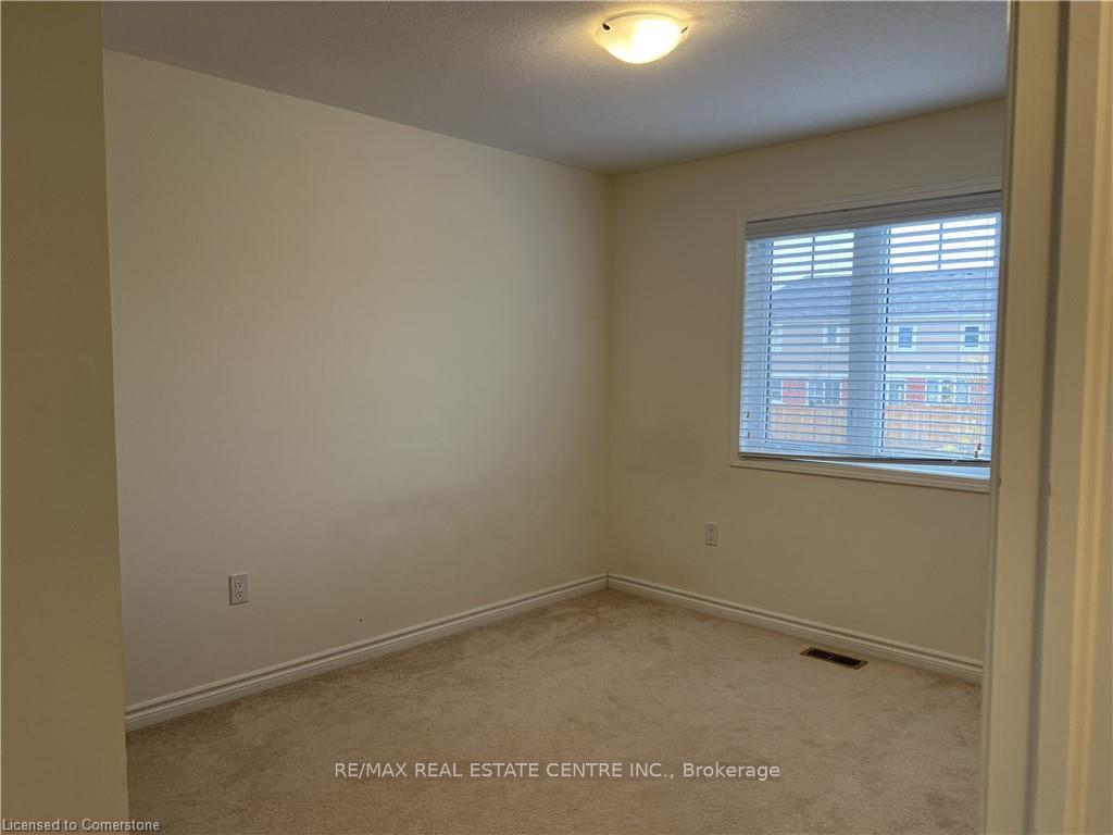 Photo 19 of 226 Waterbrook Lane N, Kitchener — HOMEH