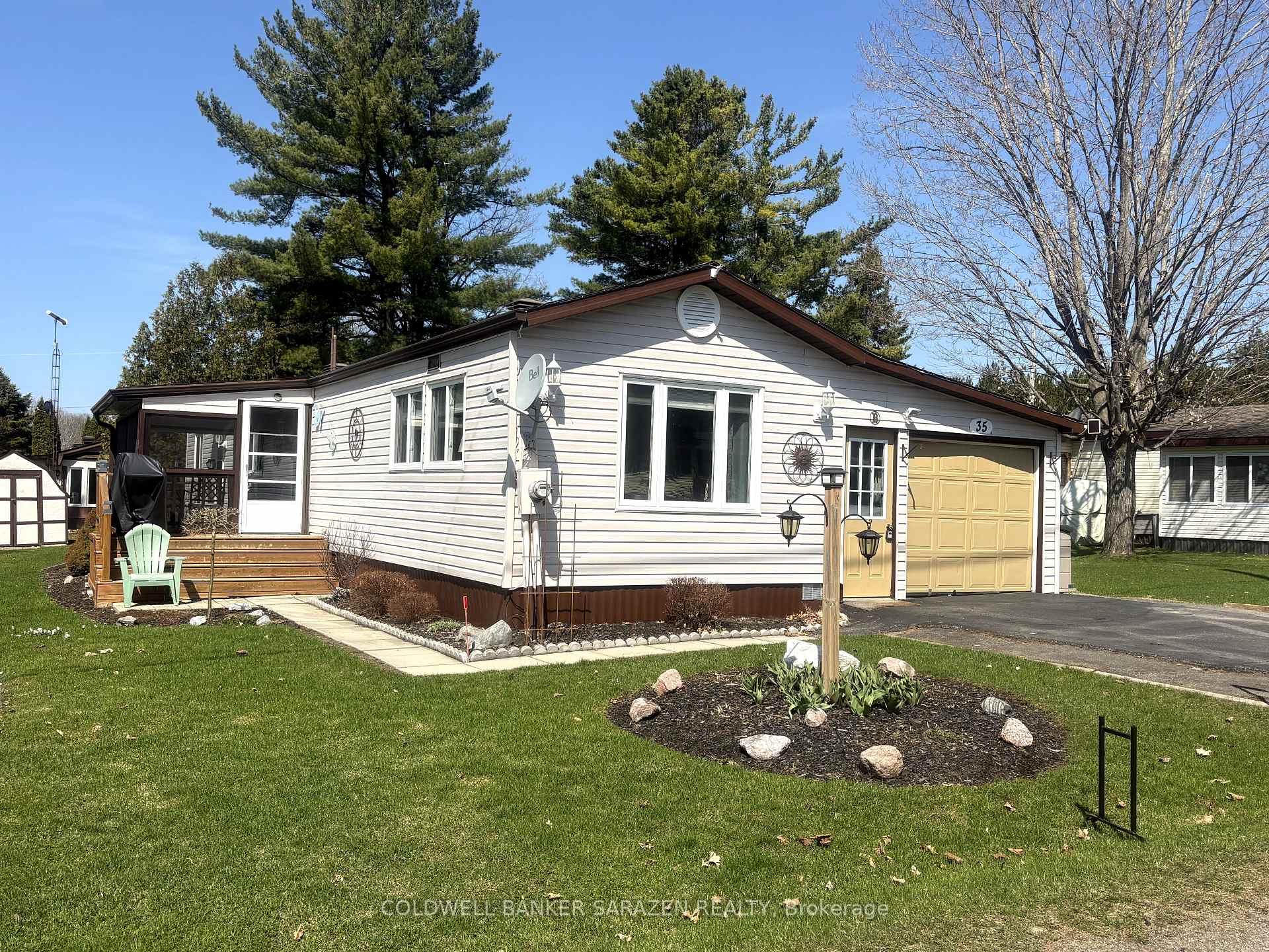 Front of 35 Evergreen Lane