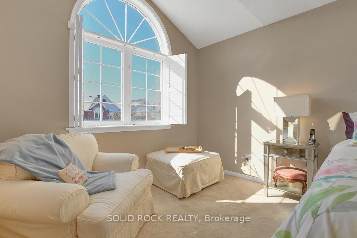 Photo 26 of 621 Braecreek Avenue, Ottawa, Kanata - Morgan's Grant/South March — HOMEH