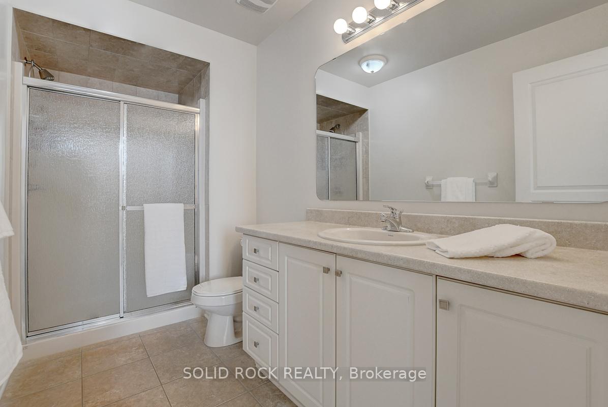 Photo 28 of 621 Braecreek Avenue, Ottawa, Kanata - Morgan's Grant/South March — HOMEH