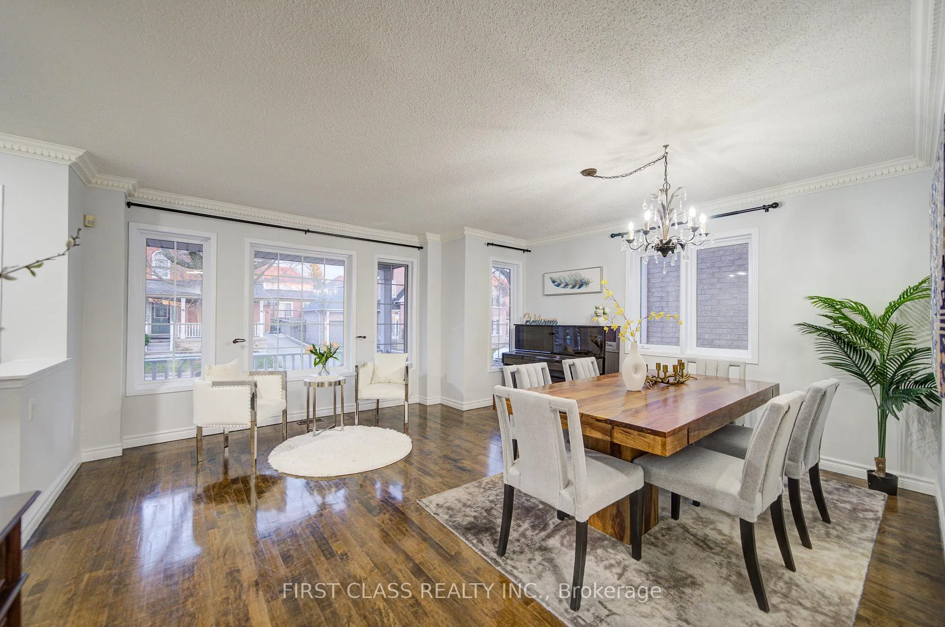 Photo 9 of 18 Primrose Path Crescent, Markham, Legacy — HOMEH