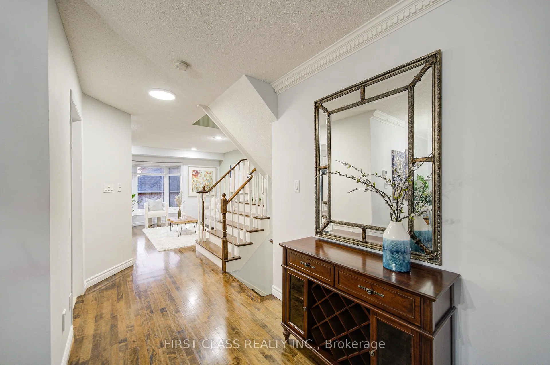 Photo 12 of 18 Primrose Path Crescent, Markham, Legacy — HOMEH
