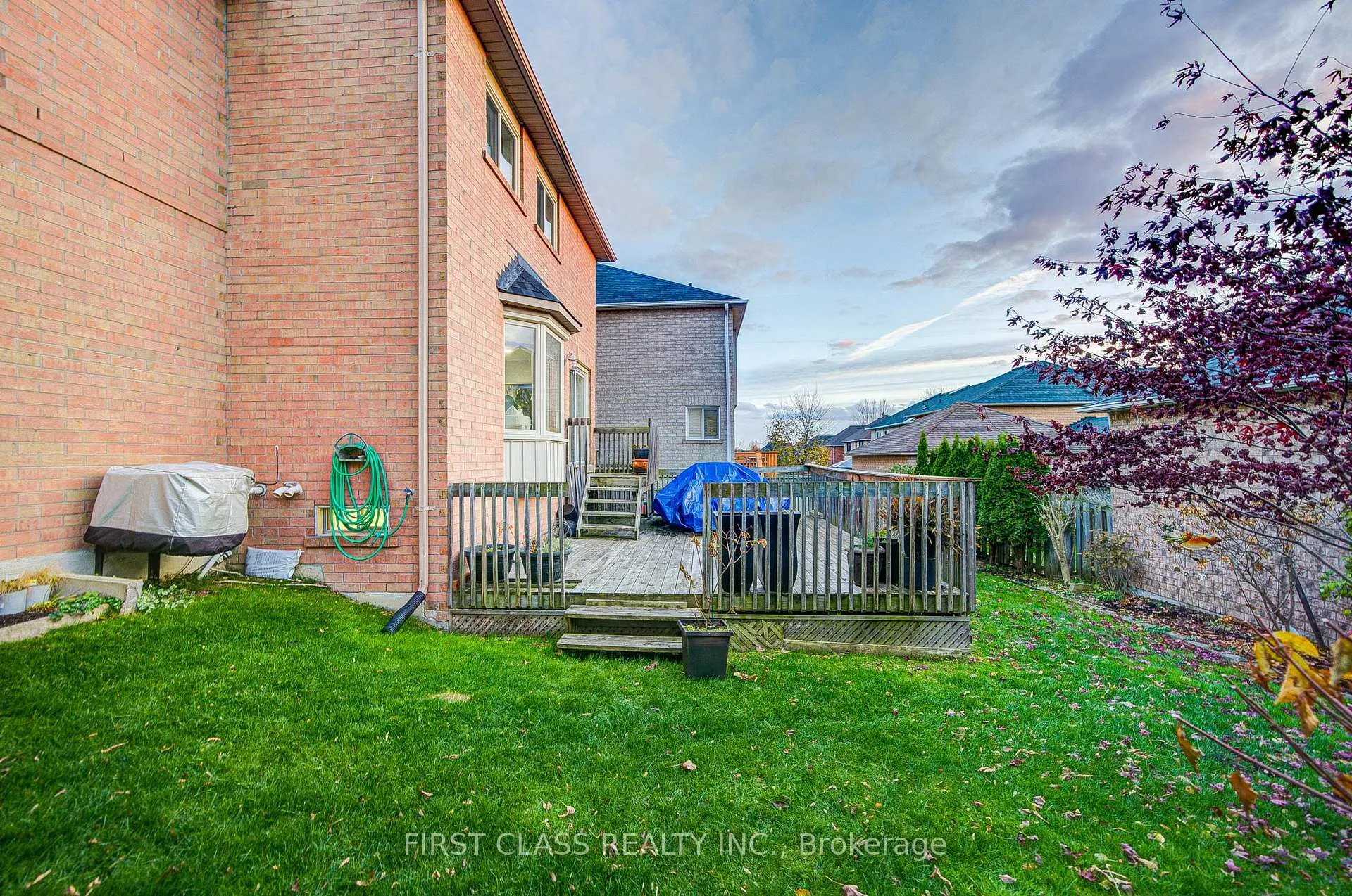 Photo 47 of 18 Primrose Path Crescent, Markham, Legacy — HOMEH