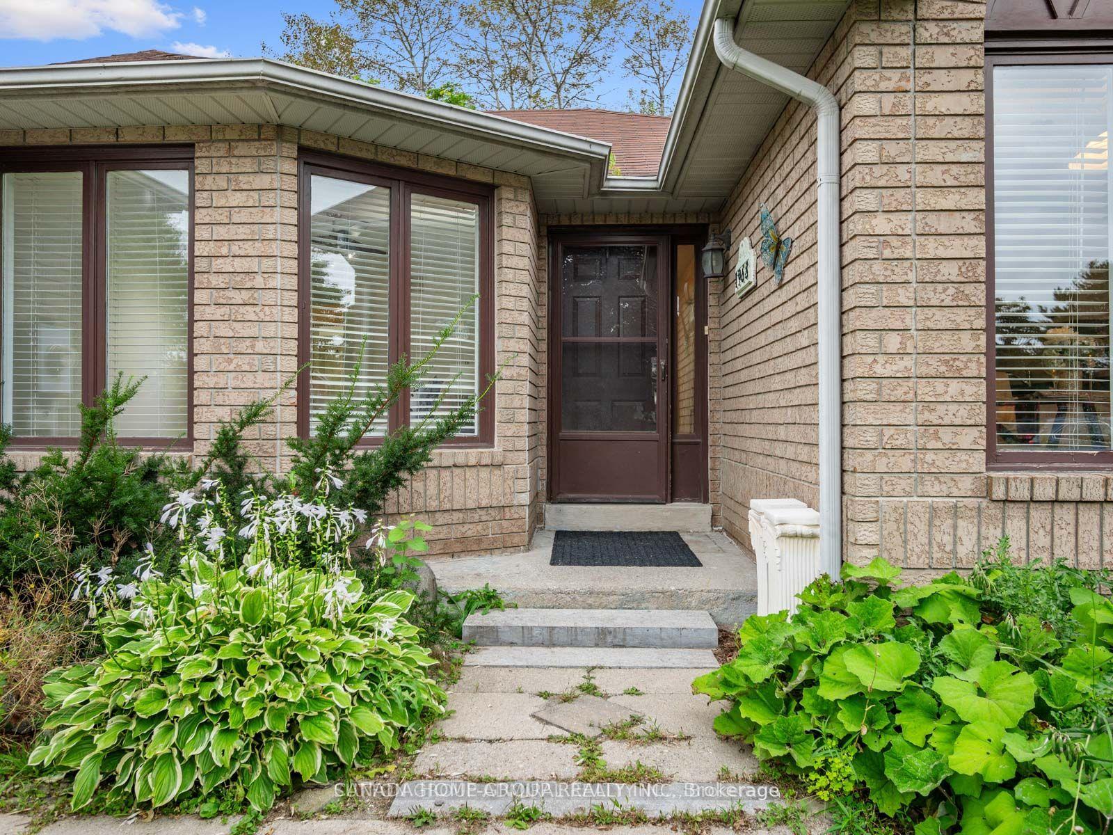 Photo 2 of 1968 Annecca Street, Innisfil, Alcona — HOMEH