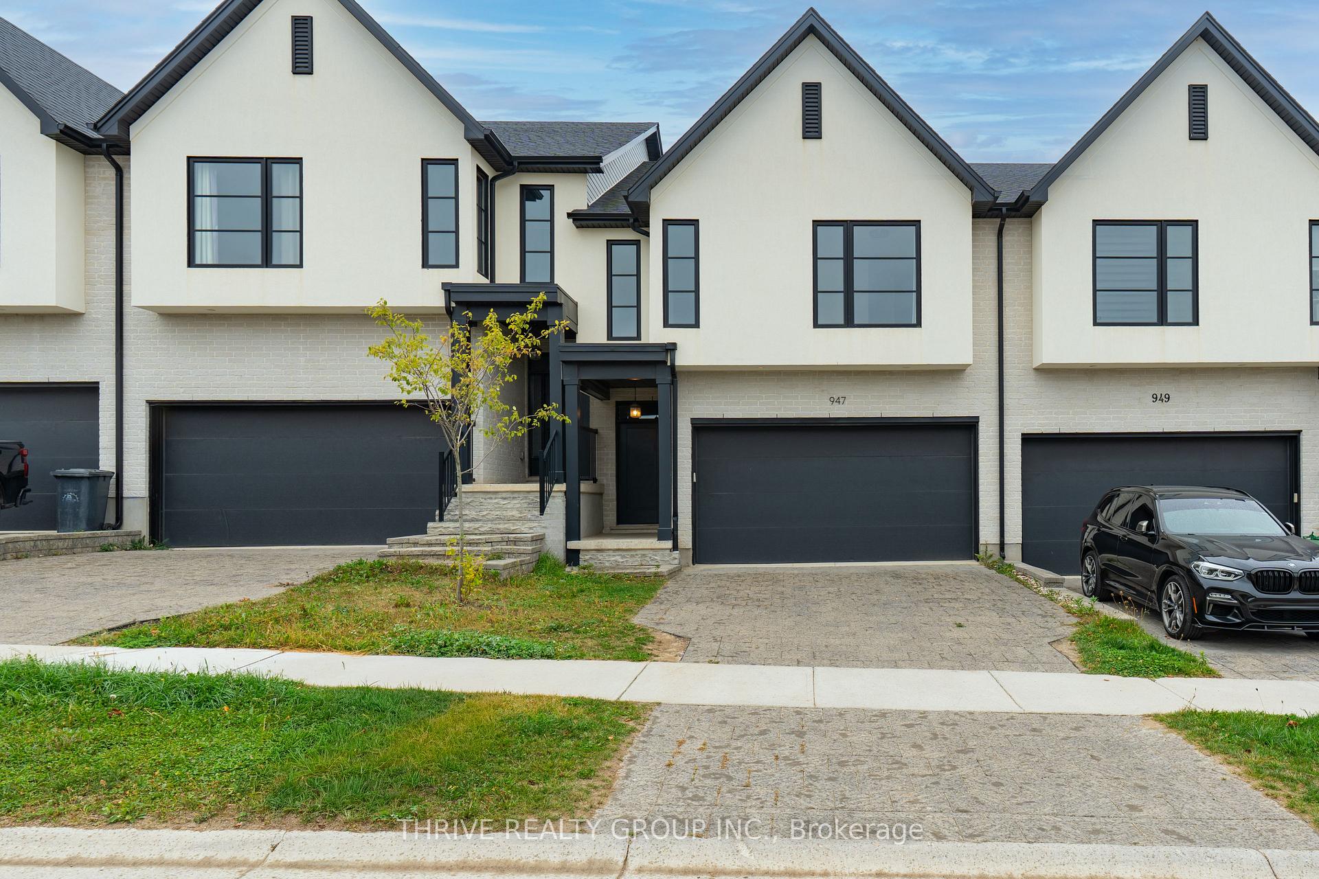 Photo 1 of 947 Upperpoint Avenue, London, South B — HOMEH