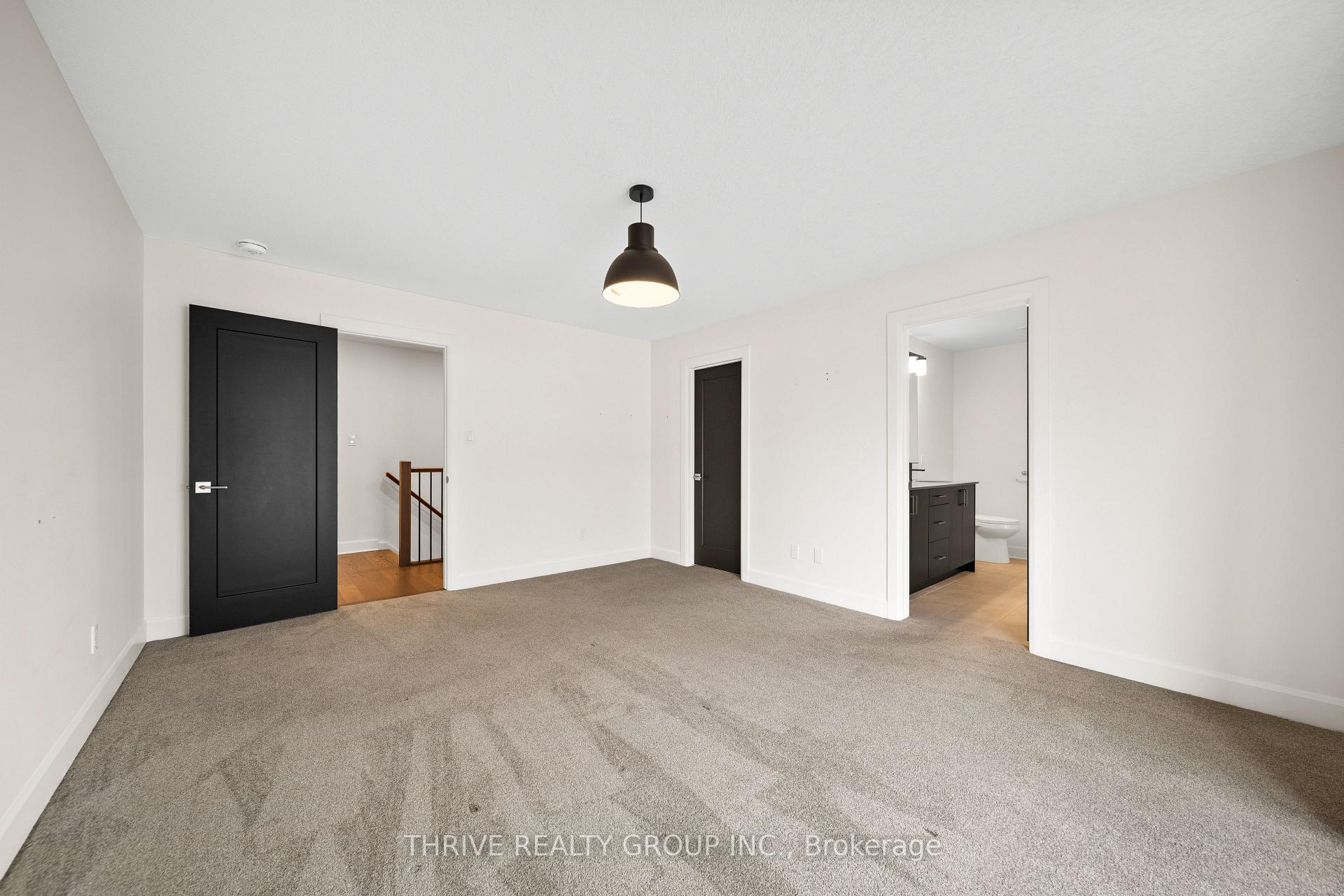 Photo 14 of 947 Upperpoint Avenue, London, South B — HOMEH