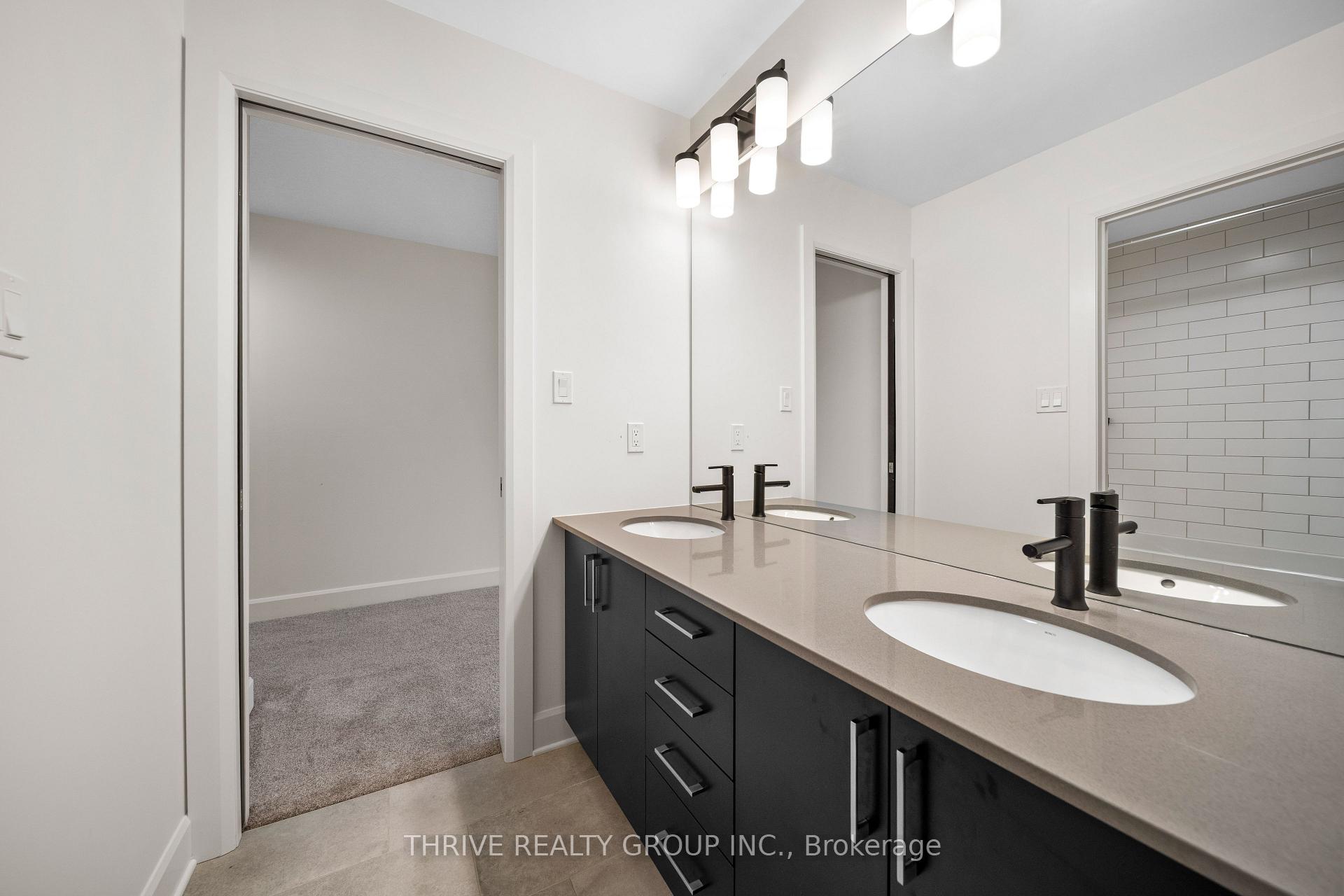 Photo 22 of 947 Upperpoint Avenue, London, South B — HOMEH