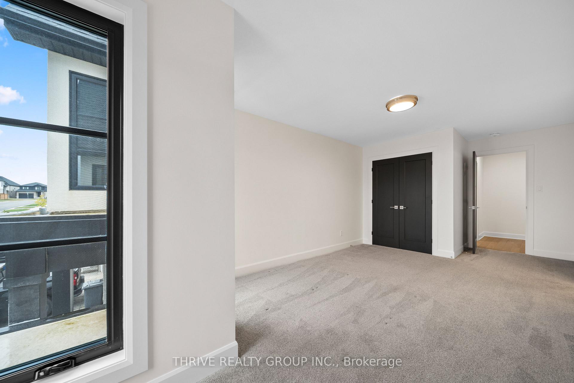 Photo 25 of 947 Upperpoint Avenue, London, South B — HOMEH