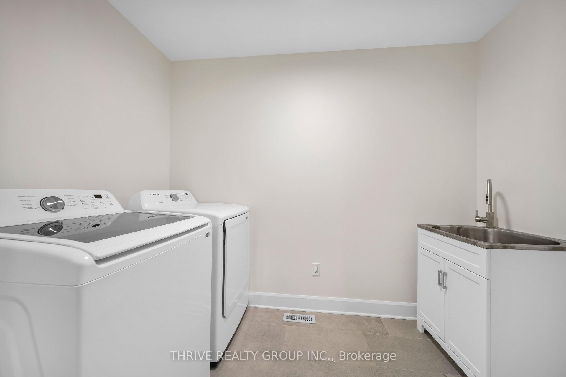 Photo 26 of 947 Upperpoint Avenue, London, South B — HOMEH