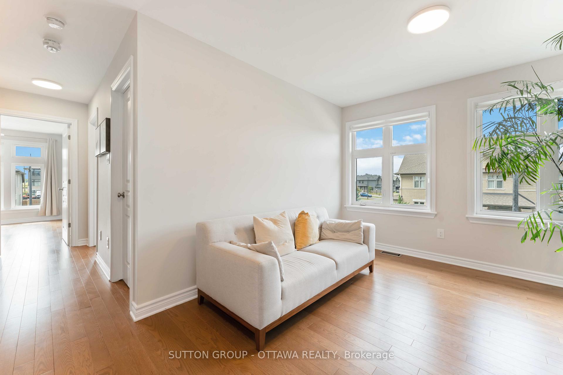 Photo 21 of 162 Shinny Avenue, Ottawa, Kanata - Emerald Meadows/Trailwest — HOMEH