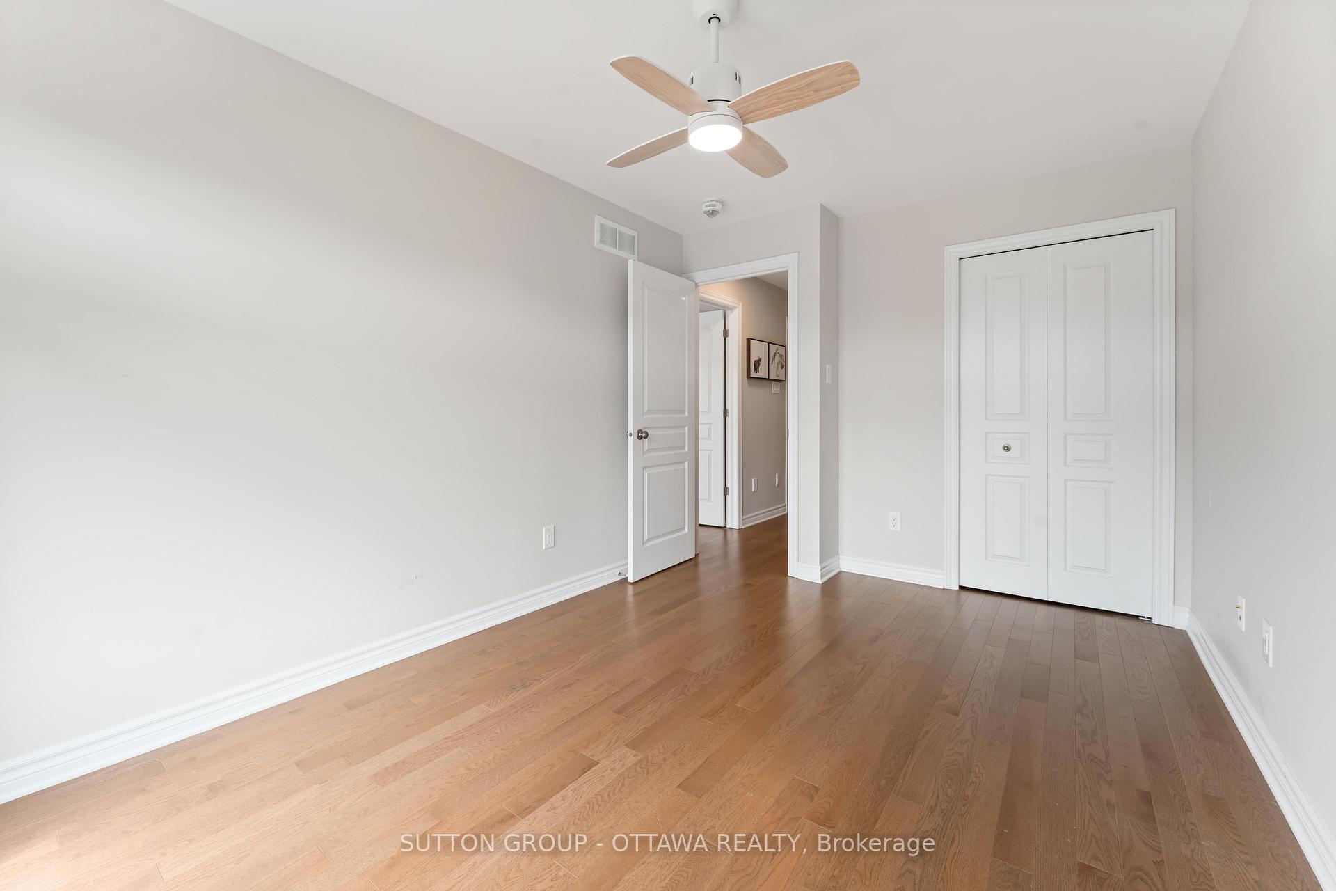 Photo 32 of 162 Shinny Avenue, Ottawa, Kanata - Emerald Meadows/Trailwest — HOMEH