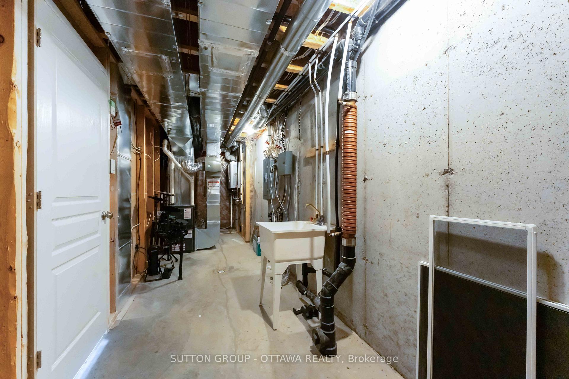 Photo 39 of 162 Shinny Avenue, Ottawa, Kanata - Emerald Meadows/Trailwest — HOMEH