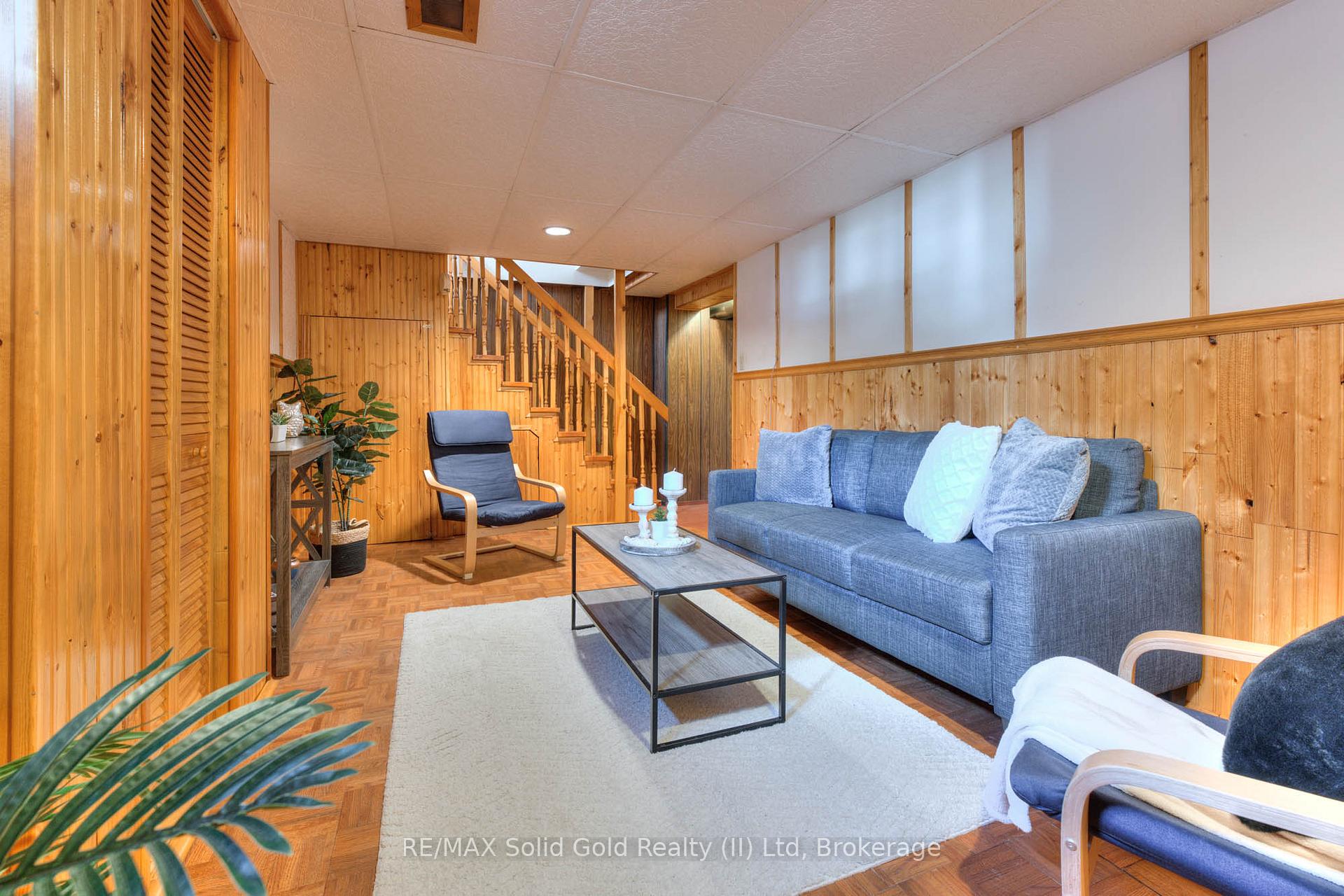 Photo 19 of 42 Boehmer Street, Kitchener — HOMEH