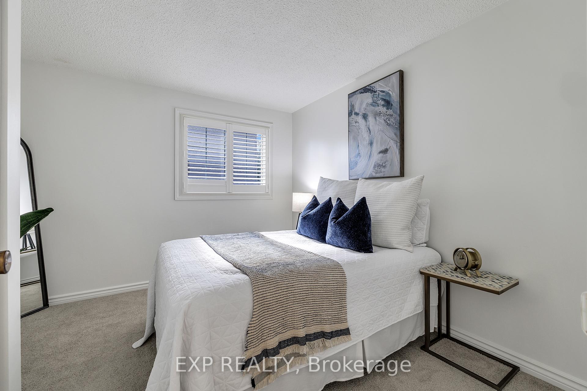 Photo 17 of 340 Driftwood Drive, Kitchener — HOMEH
