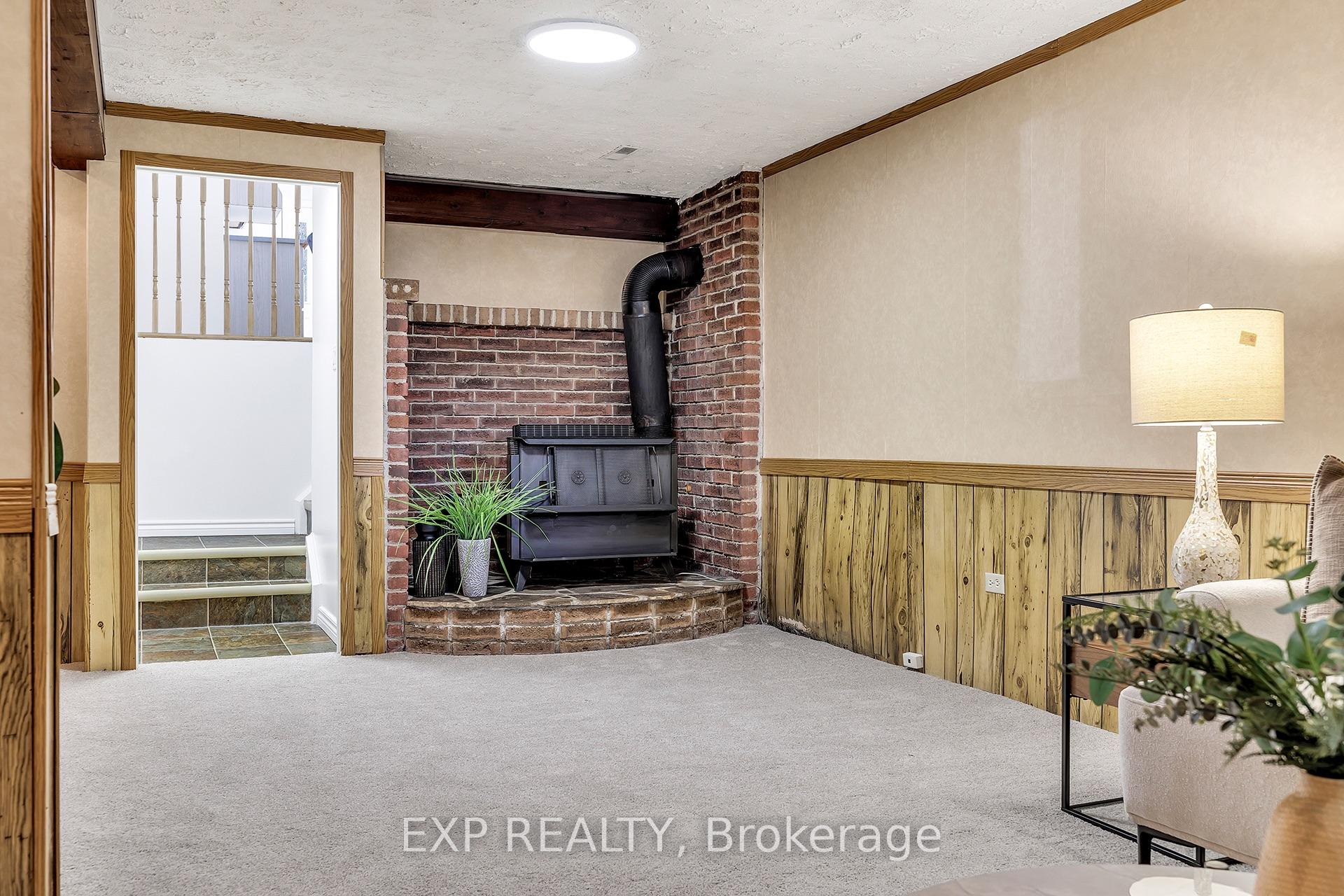 Photo 24 of 340 Driftwood Drive, Kitchener — HOMEH