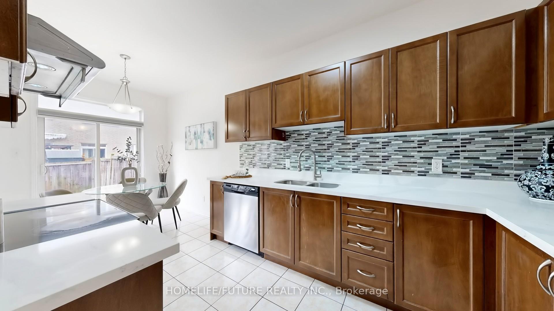 Photo 11 of 73 Coleluke Lane, Markham, Middlefield — HOMEH