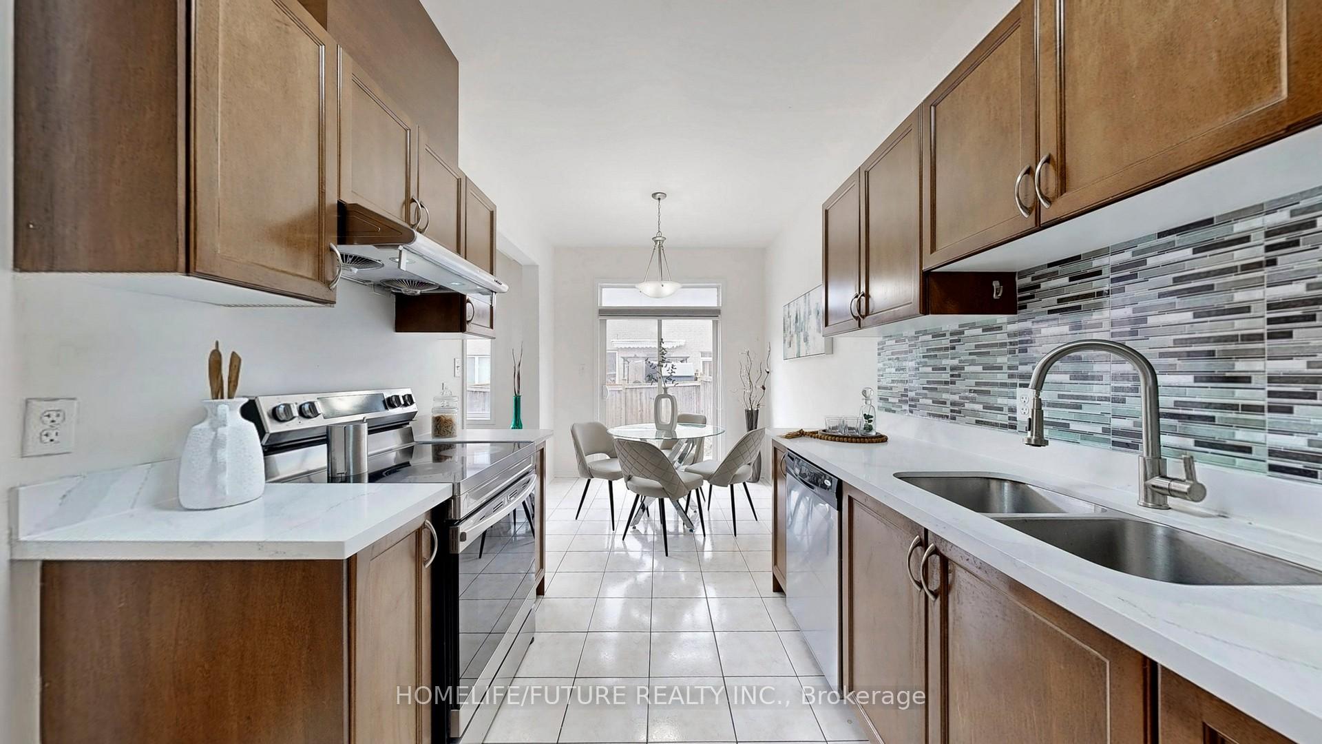 Photo 12 of 73 Coleluke Lane, Markham, Middlefield — HOMEH