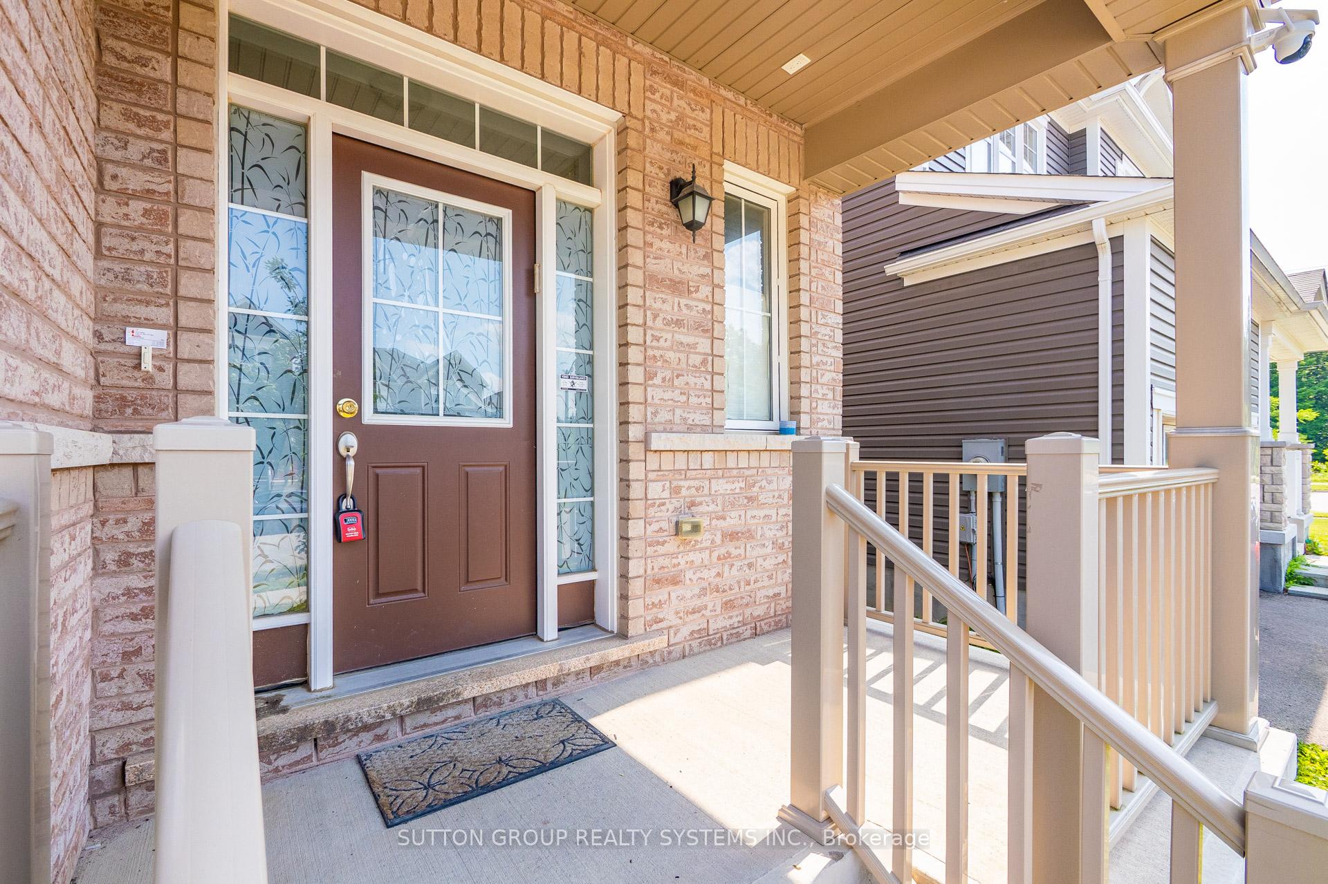 Photo 4 of 204 Shady Glen Crescent, Kitchener, Rosenburg — HOMEH