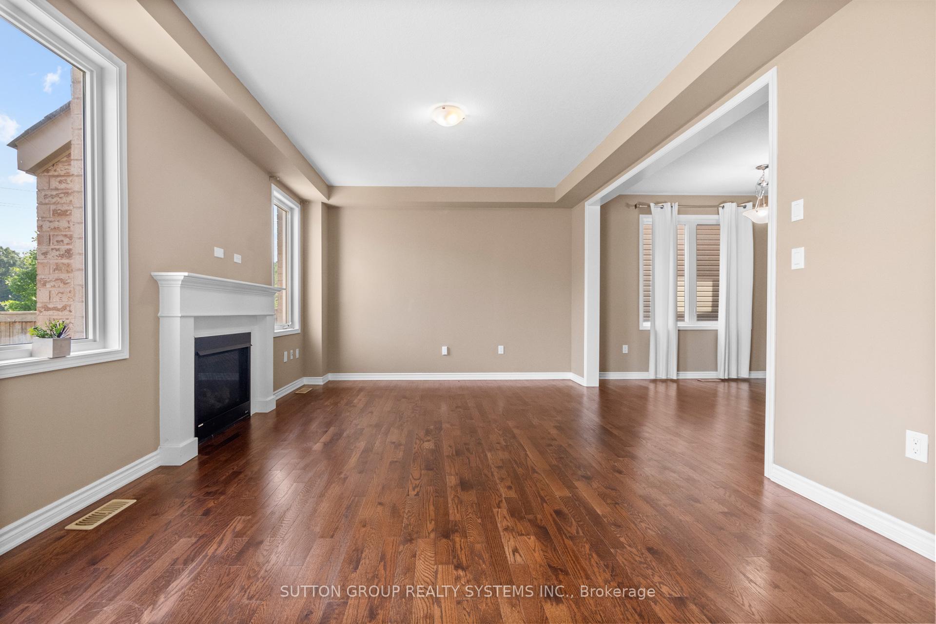 Photo 11 of 204 Shady Glen Crescent, Kitchener, Rosenburg — HOMEH