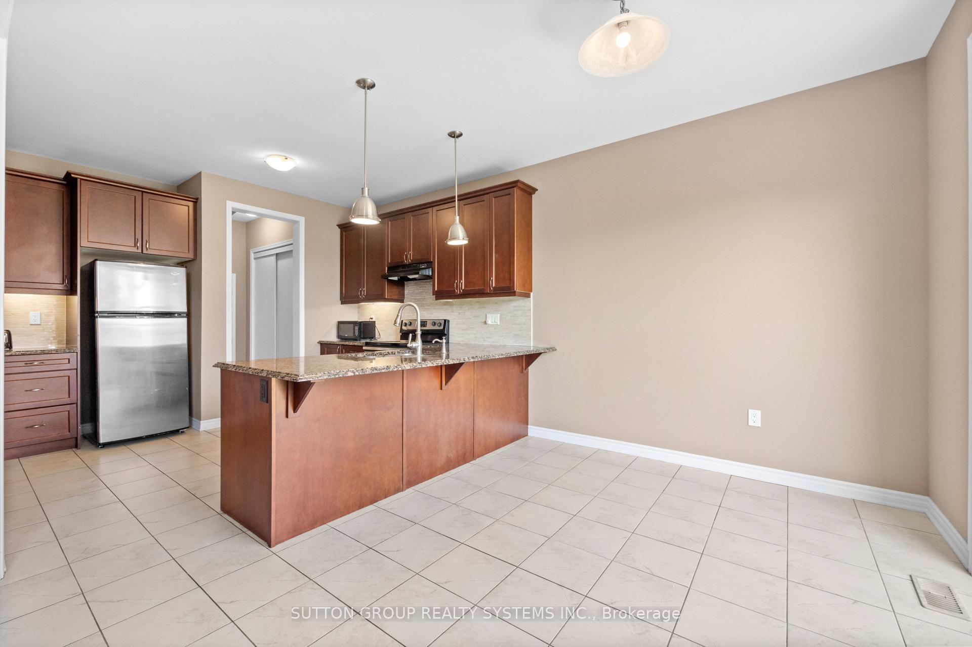 Photo 16 of 204 Shady Glen Crescent, Kitchener, Rosenburg — HOMEH