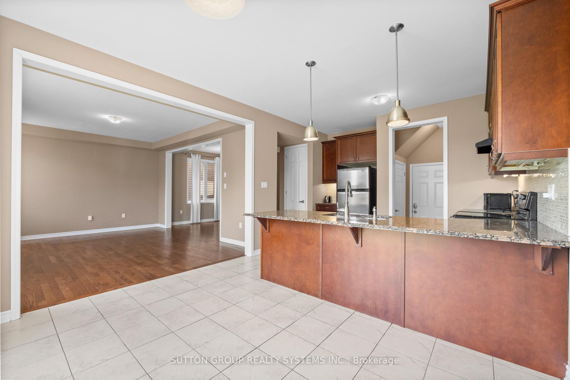 Photo 17 of 204 Shady Glen Crescent, Kitchener, Rosenburg — HOMEH