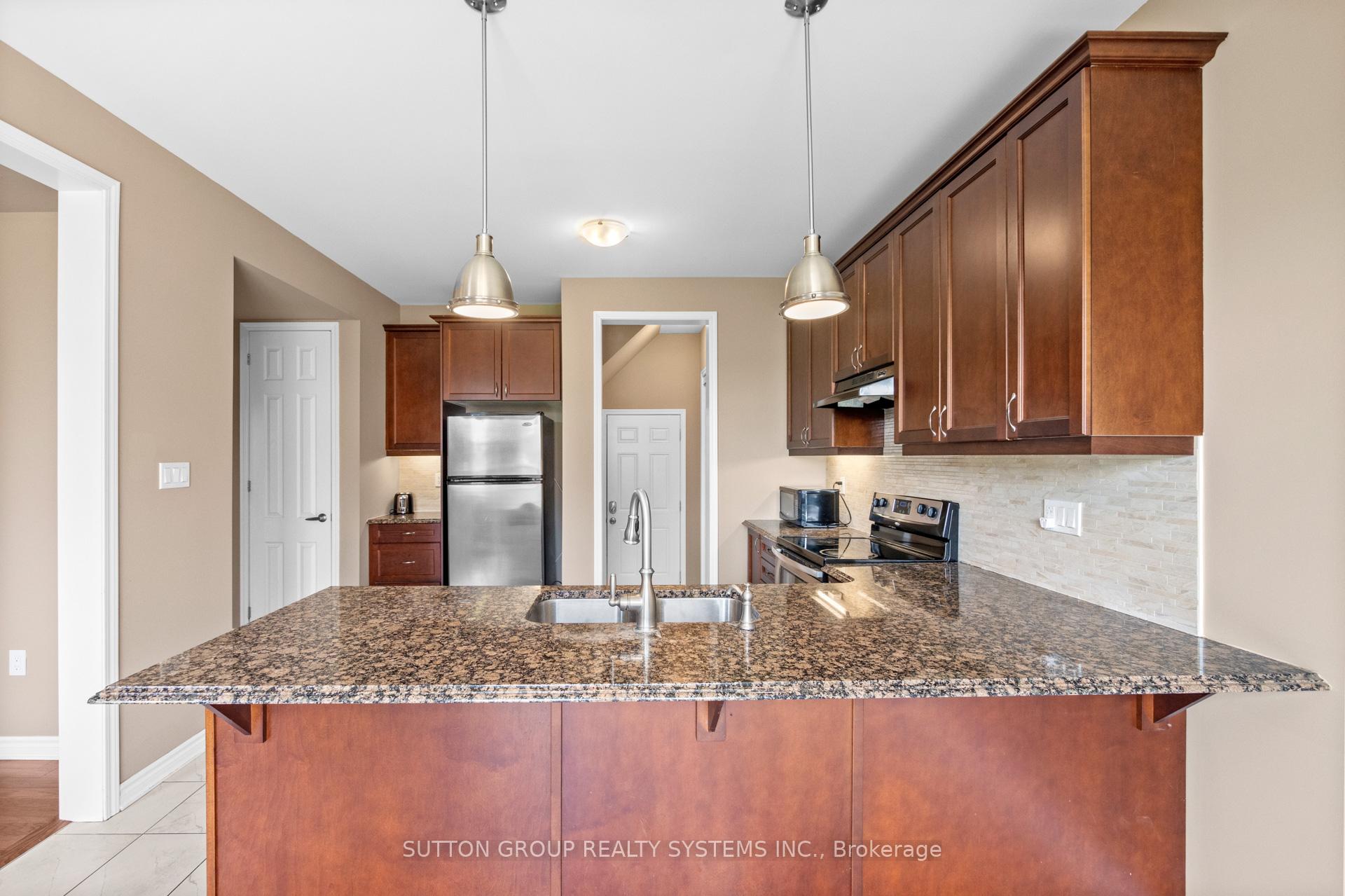 Photo 18 of 204 Shady Glen Crescent, Kitchener, Rosenburg — HOMEH