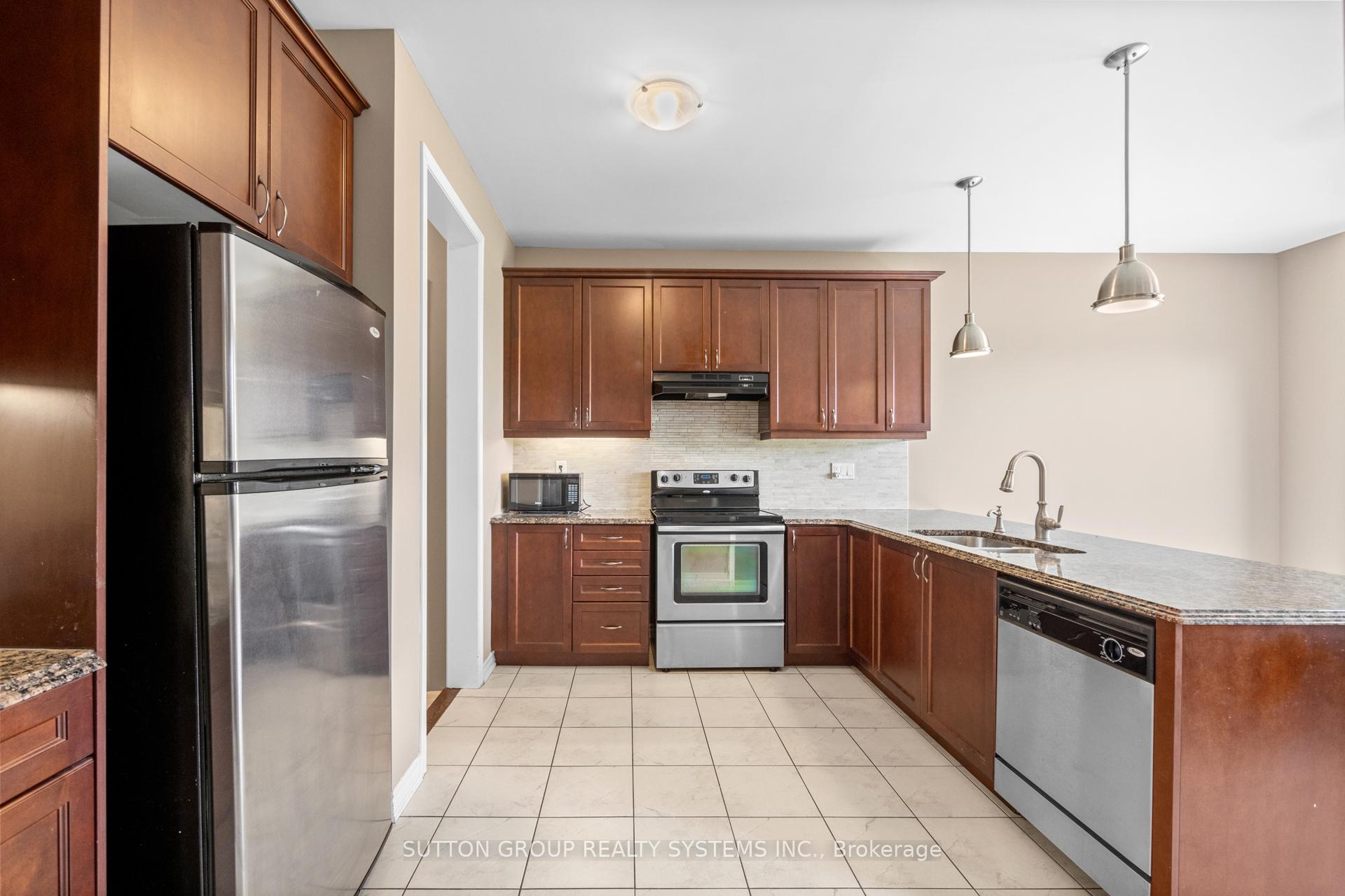 Photo 20 of 204 Shady Glen Crescent, Kitchener, Rosenburg — HOMEH