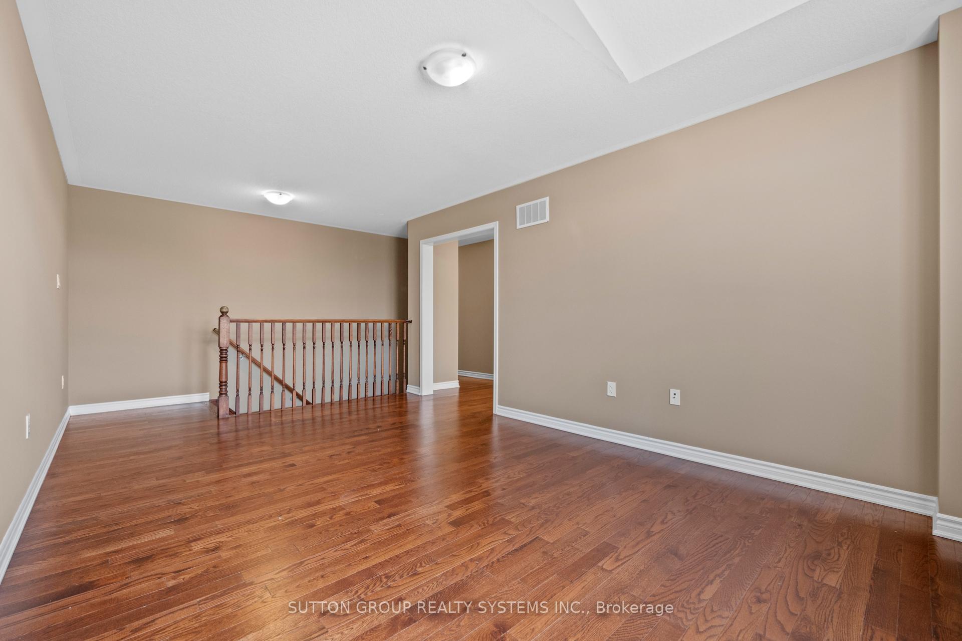 Photo 28 of 204 Shady Glen Crescent, Kitchener, Rosenburg — HOMEH