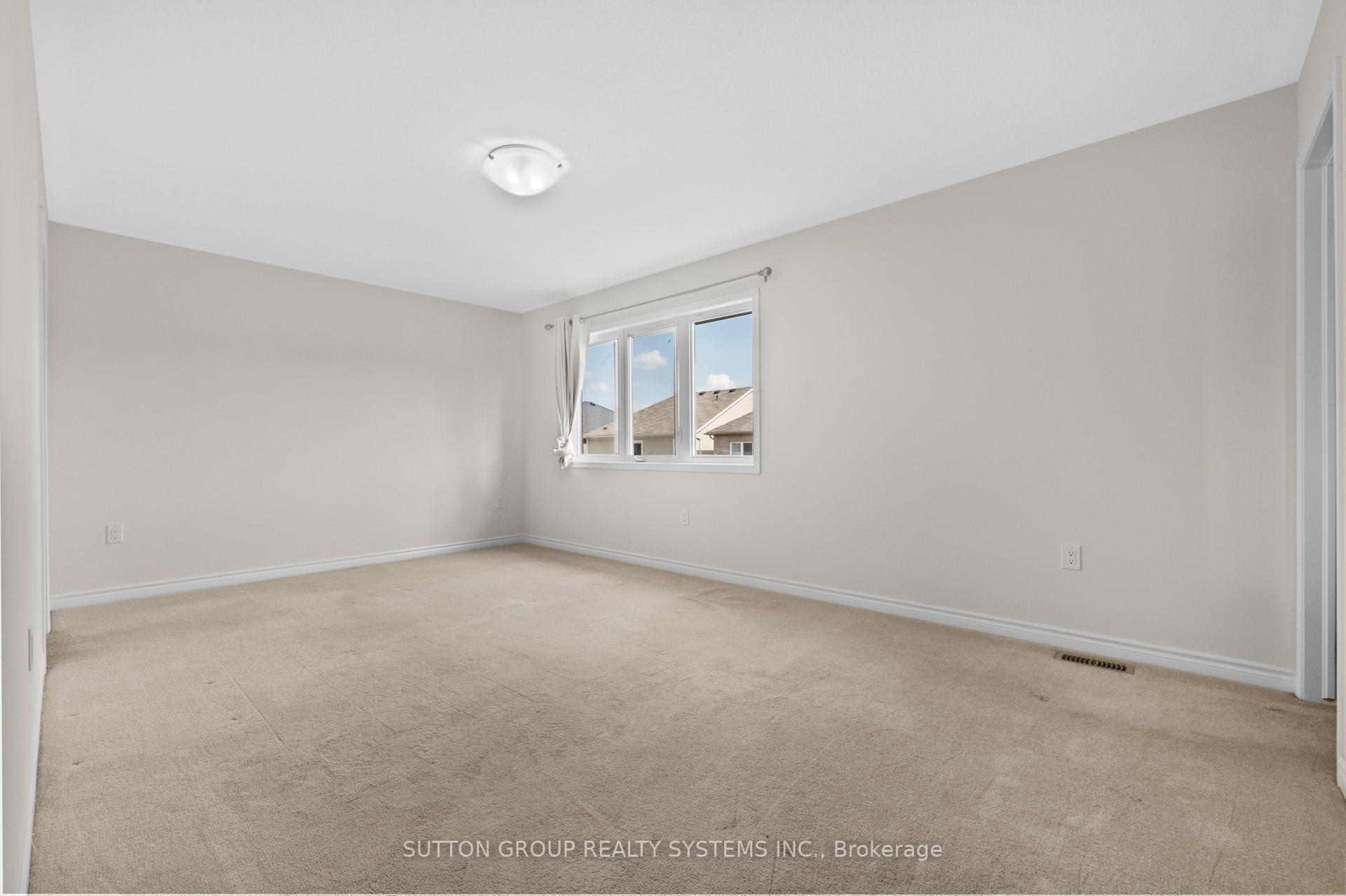 Photo 31 of 204 Shady Glen Crescent, Kitchener, Rosenburg — HOMEH