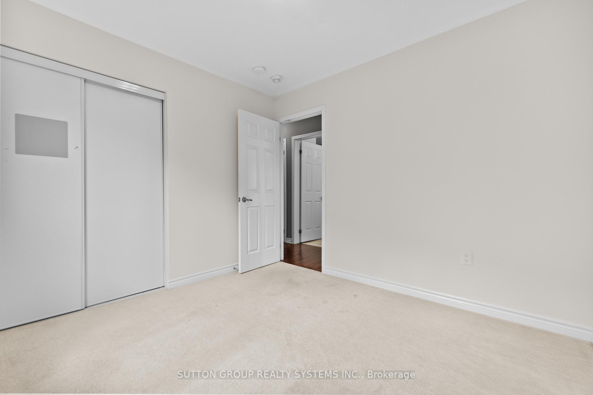Photo 38 of 204 Shady Glen Crescent, Kitchener, Rosenburg — HOMEH