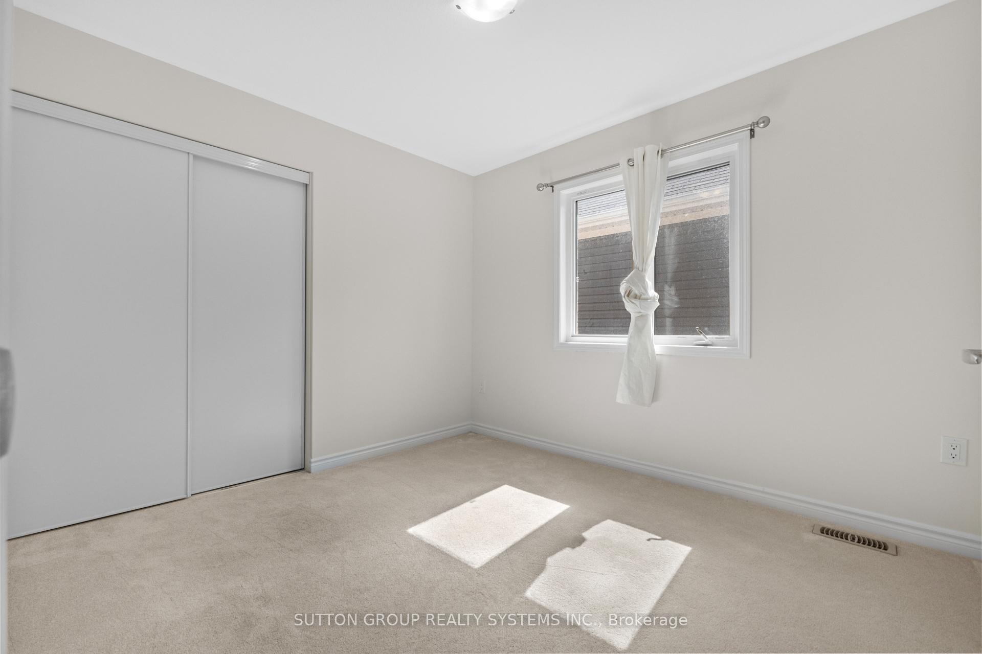 Photo 40 of 204 Shady Glen Crescent, Kitchener, Rosenburg — HOMEH