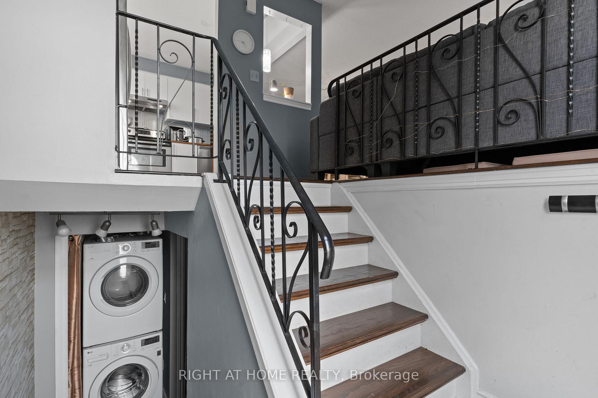 Photo 5 of 243 Mclellan Court, Kingston, East Gardiners Rd — HOMEH