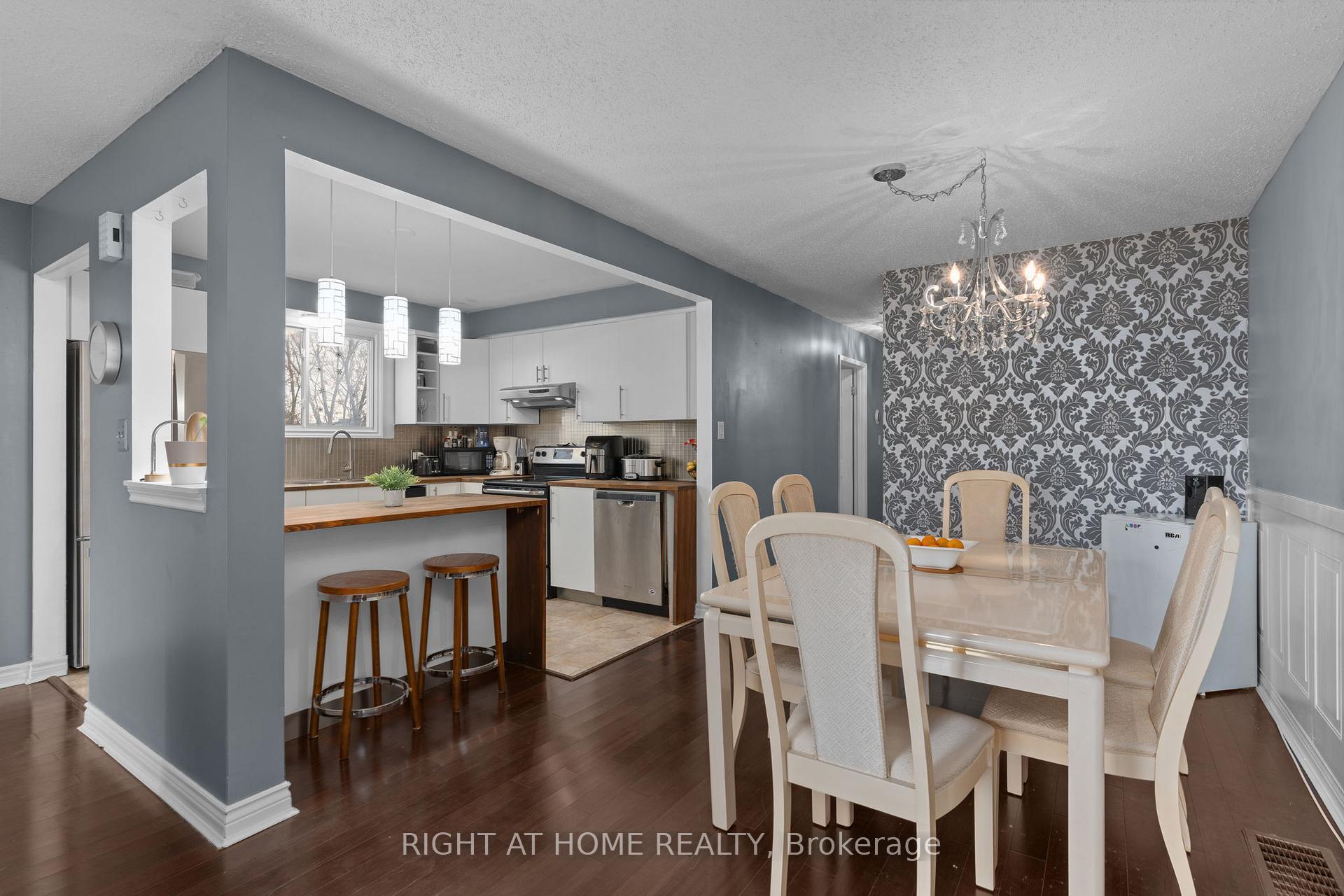 Photo 10 of 243 Mclellan Court, Kingston, East Gardiners Rd — HOMEH