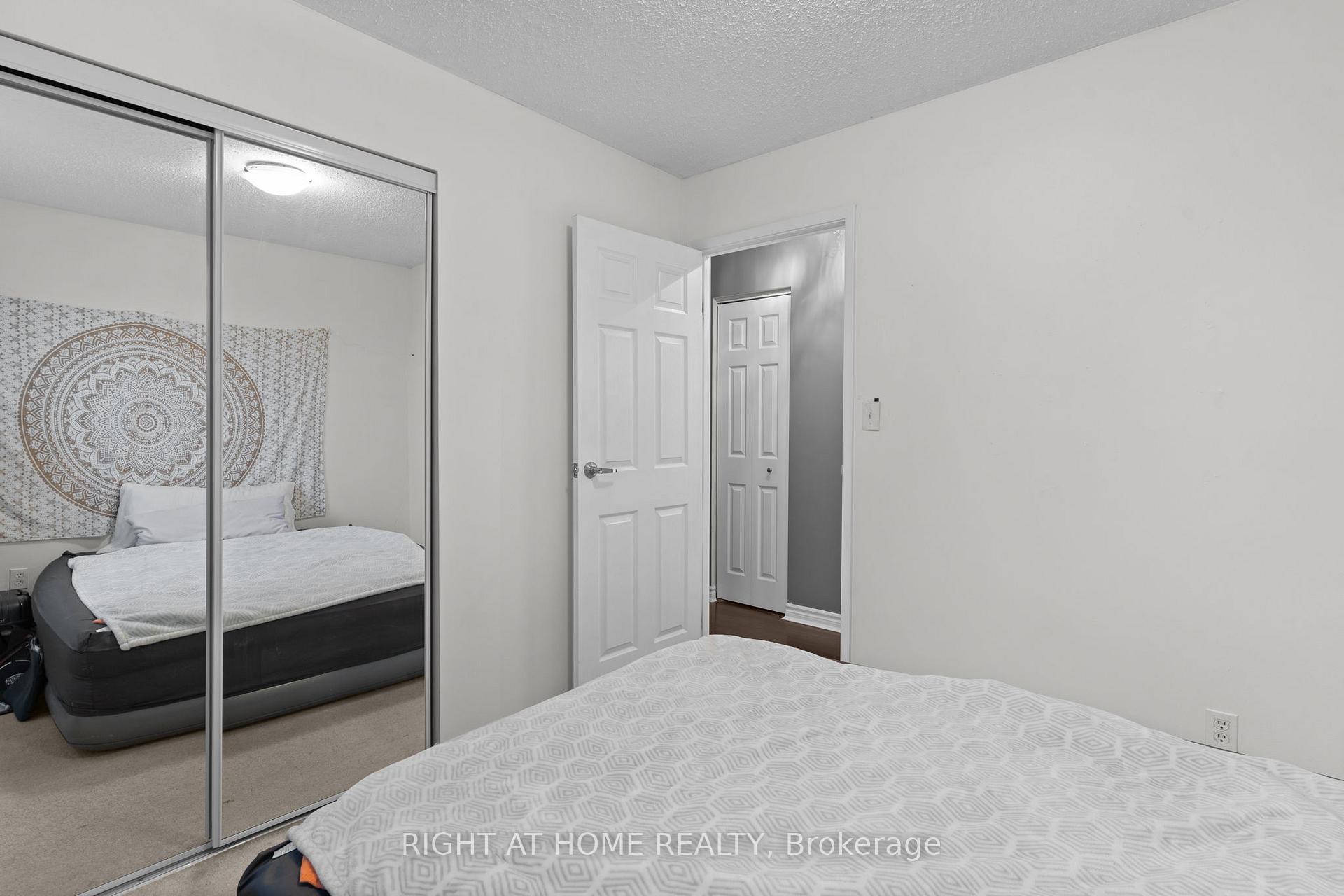 Photo 23 of 243 Mclellan Court, Kingston, East Gardiners Rd — HOMEH