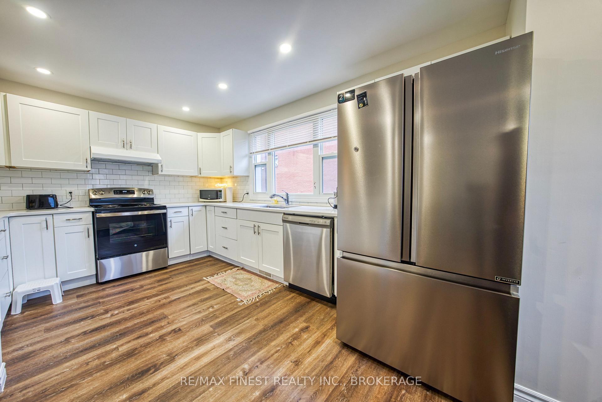 Photo 3 of 430 Macdonnell Street, Kingston, Central City East — HOMEH