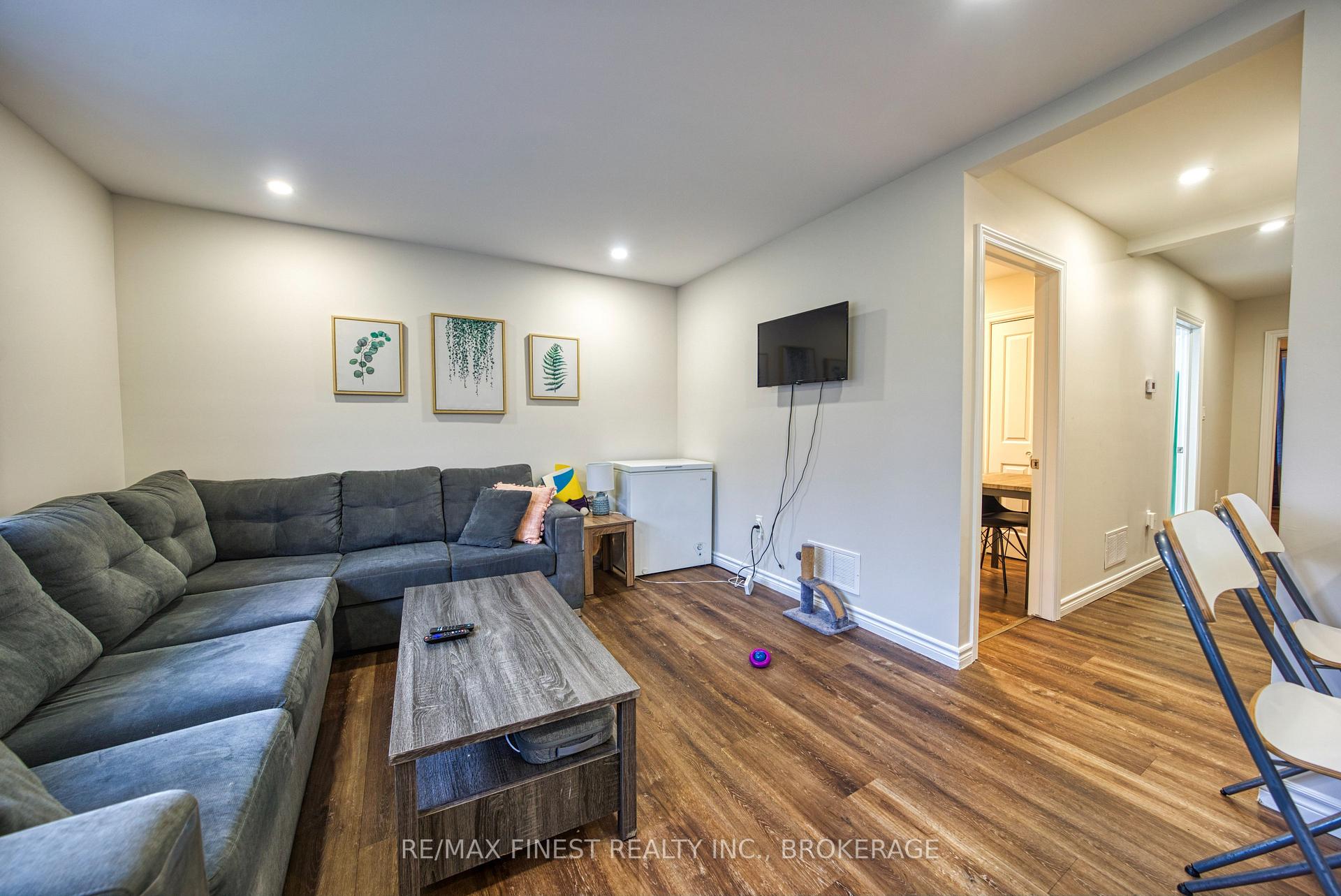 Photo 5 of 430 Macdonnell Street, Kingston, Central City East — HOMEH