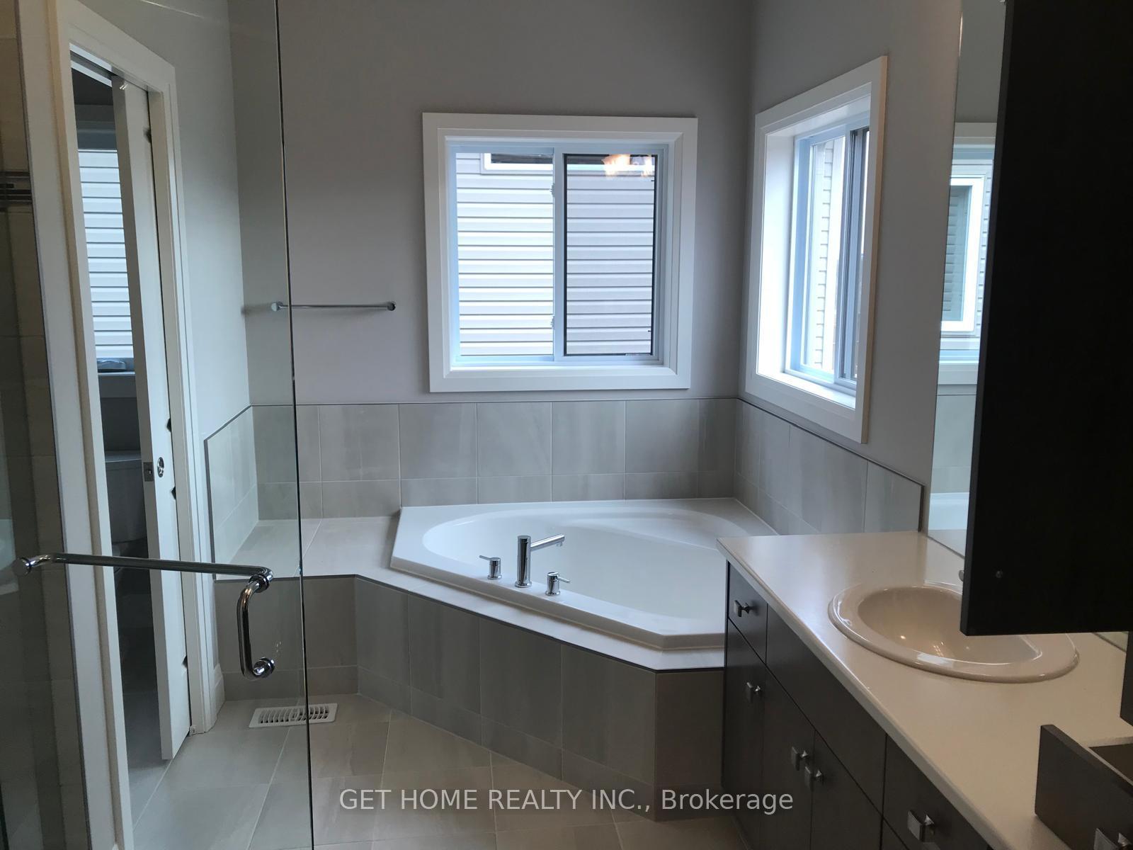 Photo 24 of 14 River Ridge Street, Kitchener — HOMEH