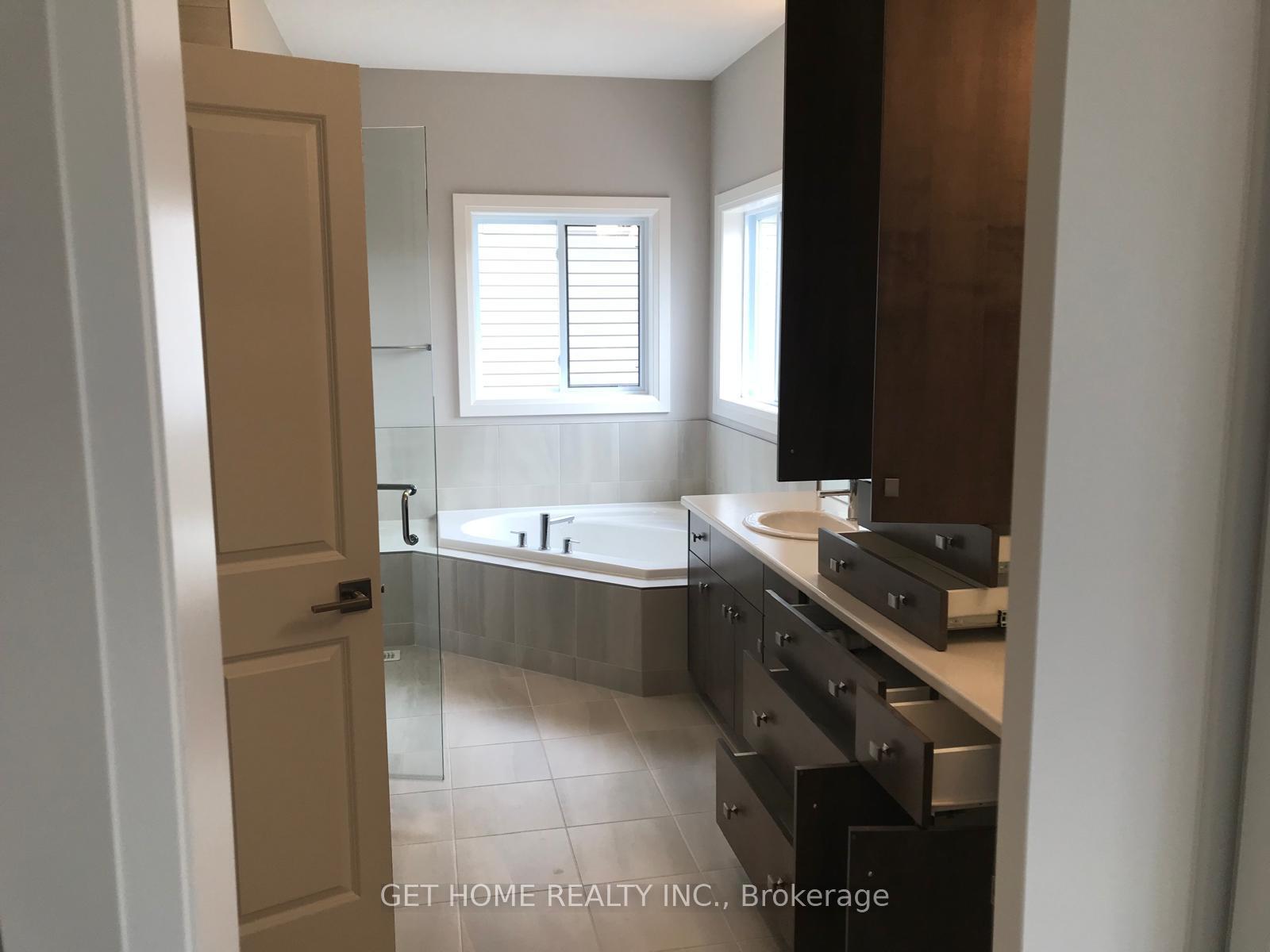 Photo 25 of 14 River Ridge Street, Kitchener — HOMEH