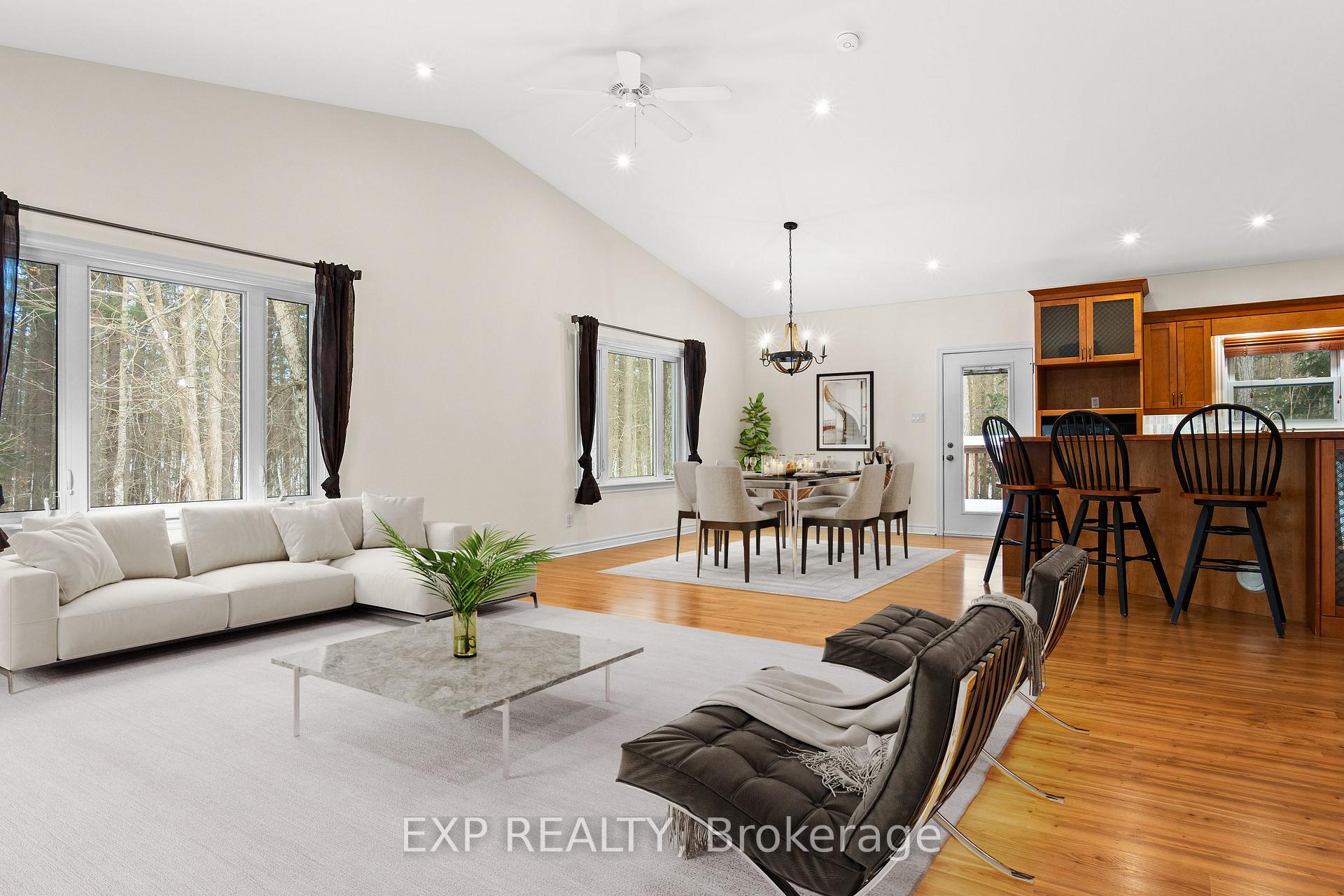 Photo 3 of 1186 Kippen Road, McNab/Braeside, Mcnab/Braeside Twps — HOMEH