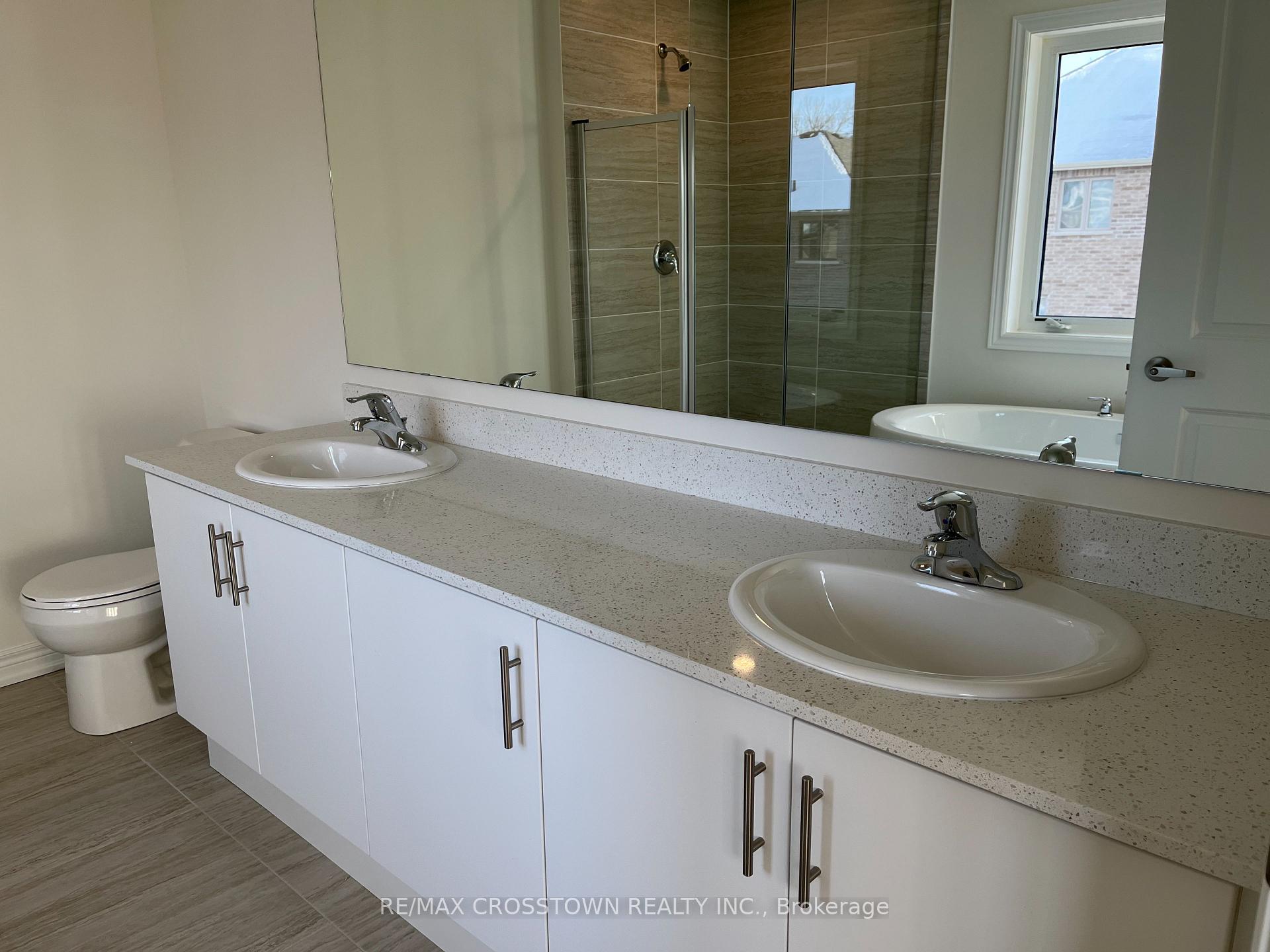 Photo 9 of 1347 Davis Loop, Innisfil, Lefroy — HOMEH