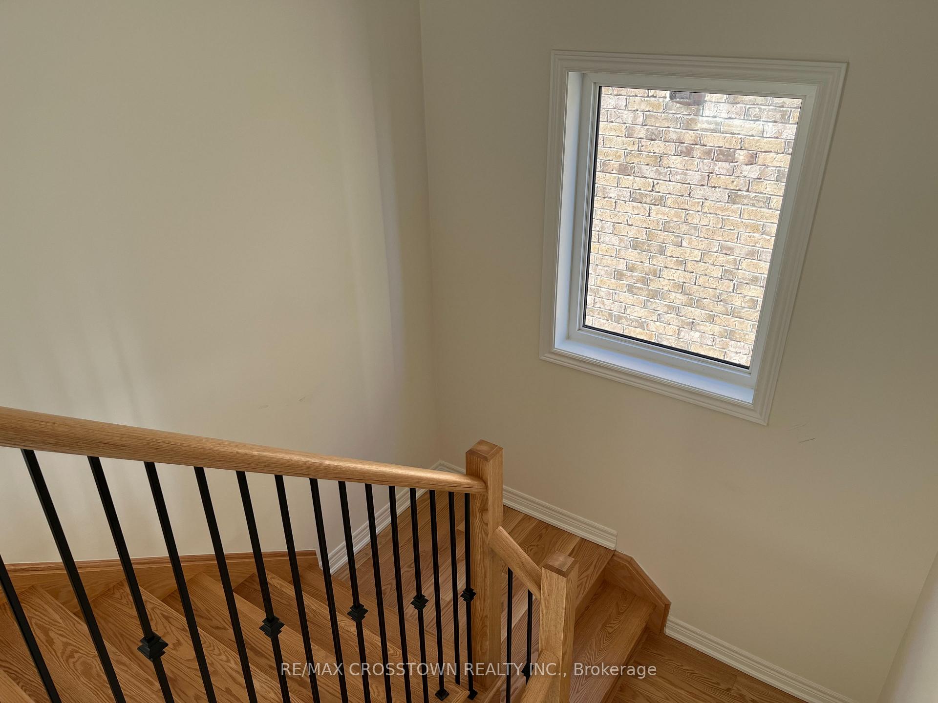 Photo 19 of 1347 Davis Loop, Innisfil, Lefroy — HOMEH
